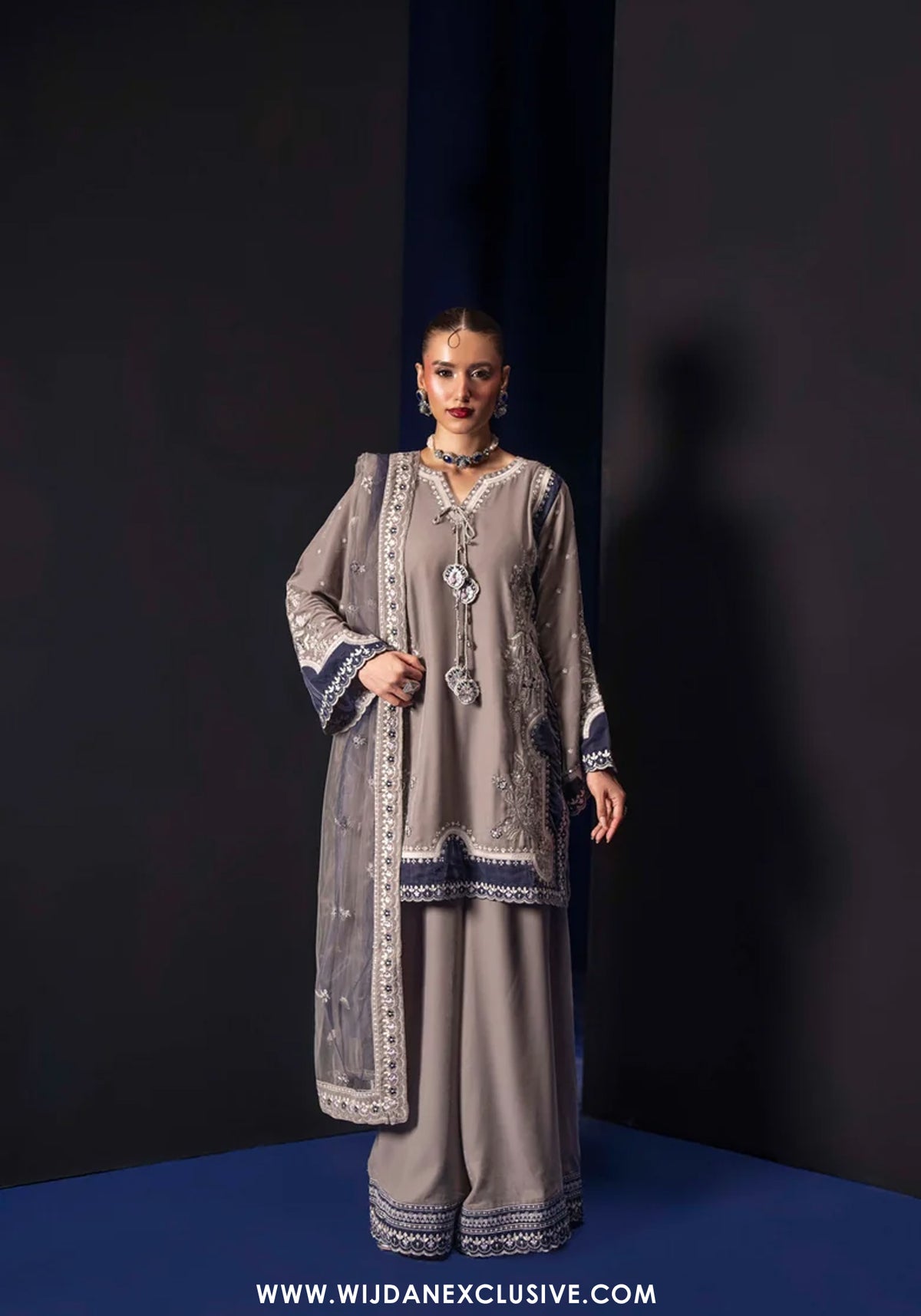Makhmal by Guzel | Stitched Embroidered Velvet Collection - 2026 (FARHAT)