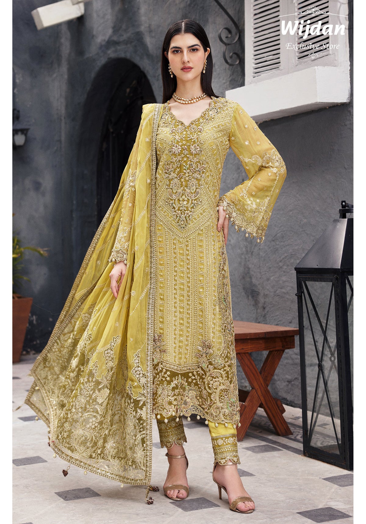 Nawabzadi Formals Collection'24 by Emaan Adeel D-04 AROOHI