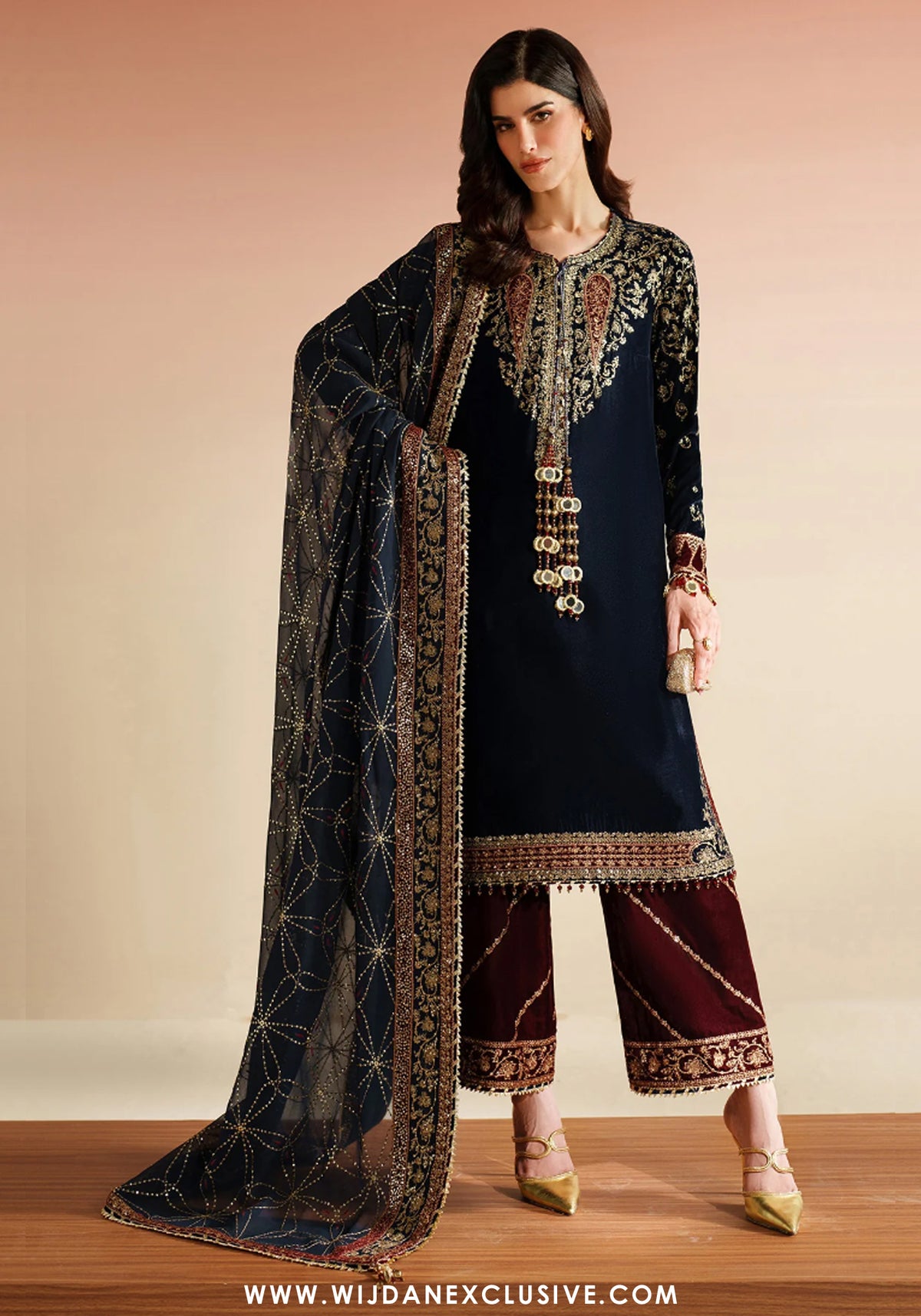 Jazmin Unstitched Velvet Embroidered Formal Vogue - 2025 VVF D-07