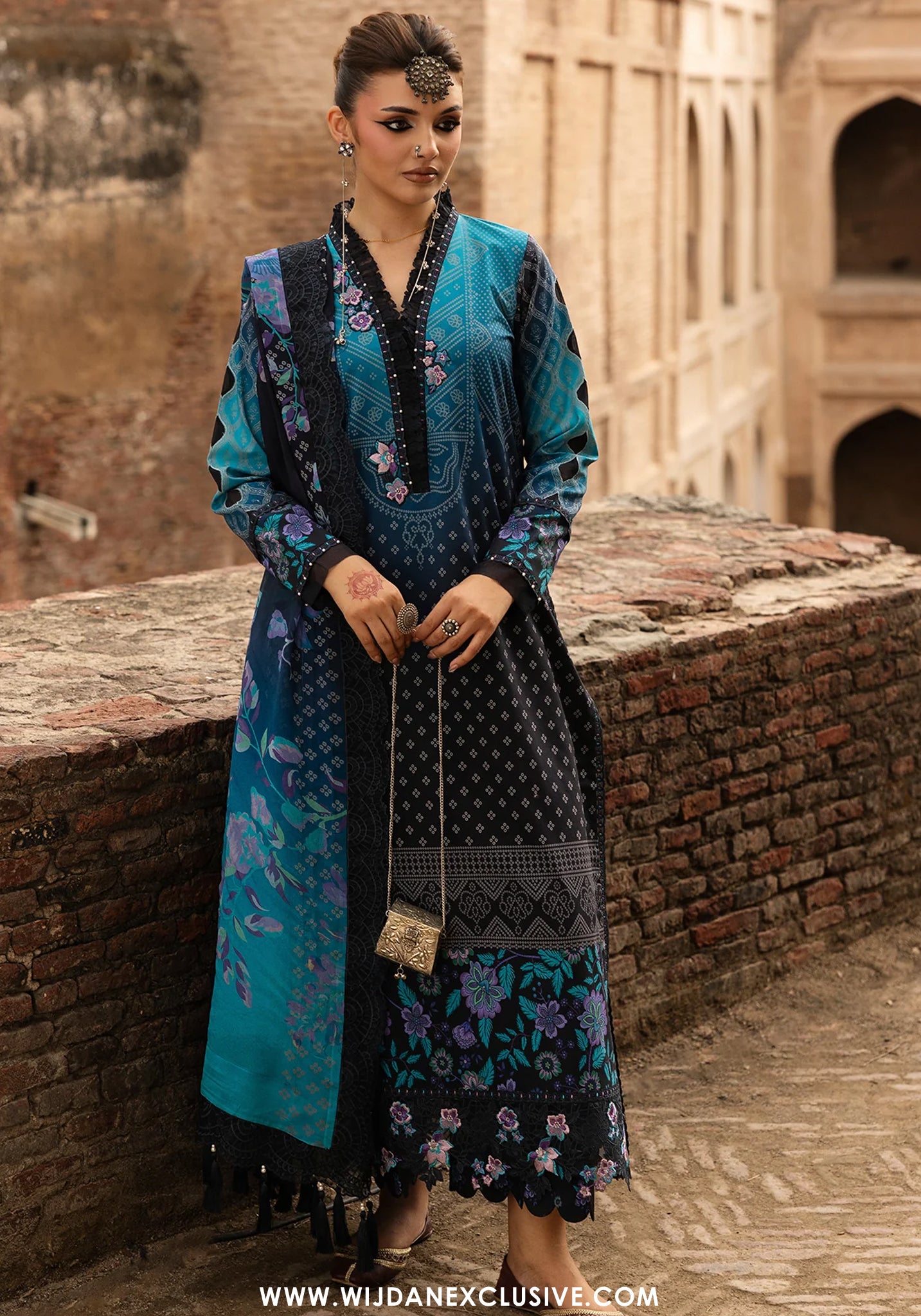 Charizma Chunri Unstitched Embroidered Lawn Vol-01 Collection - 2026 (CHN6-04)