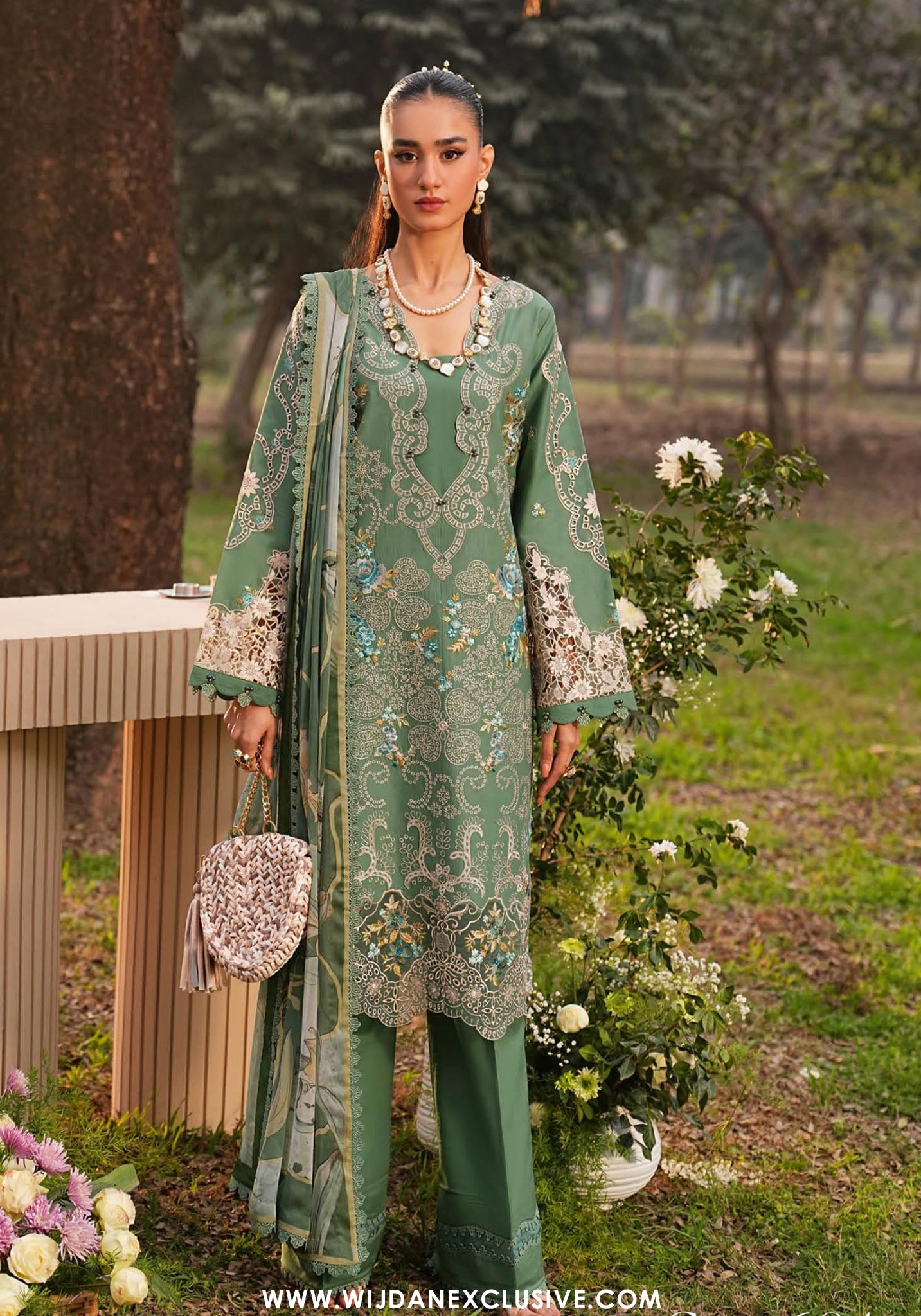 Ghazal by Ramsha | Unstitched Luxury Lawn Vol-06 Collection - 2026 (D-04)