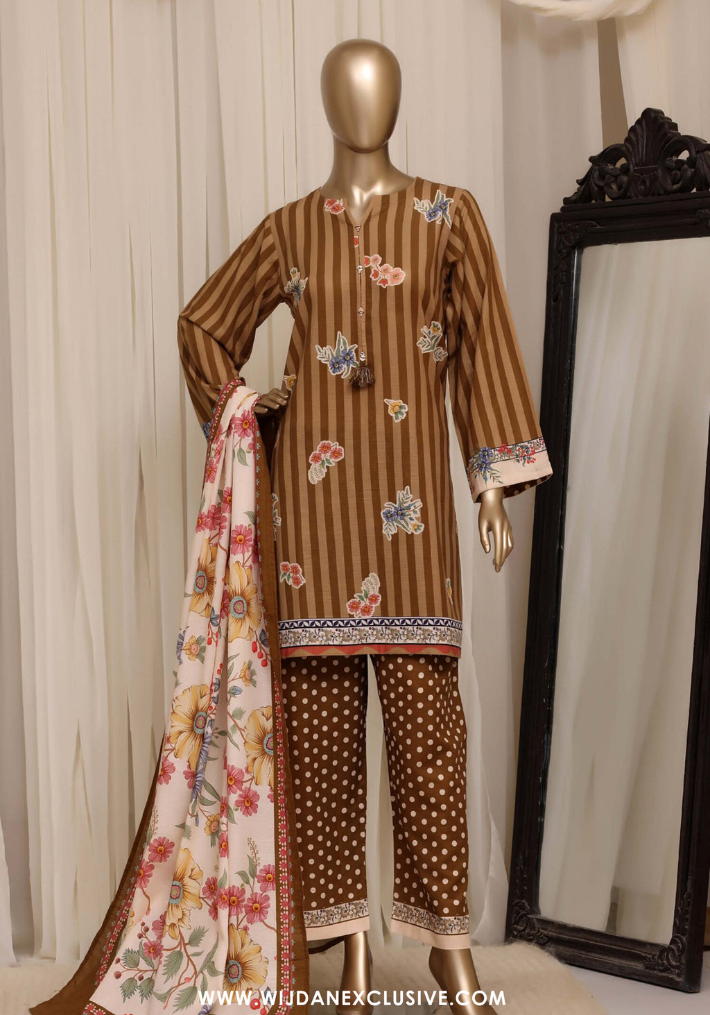Sadabahar Stitched Printed Khaddar Collection - 2026 (D-04)