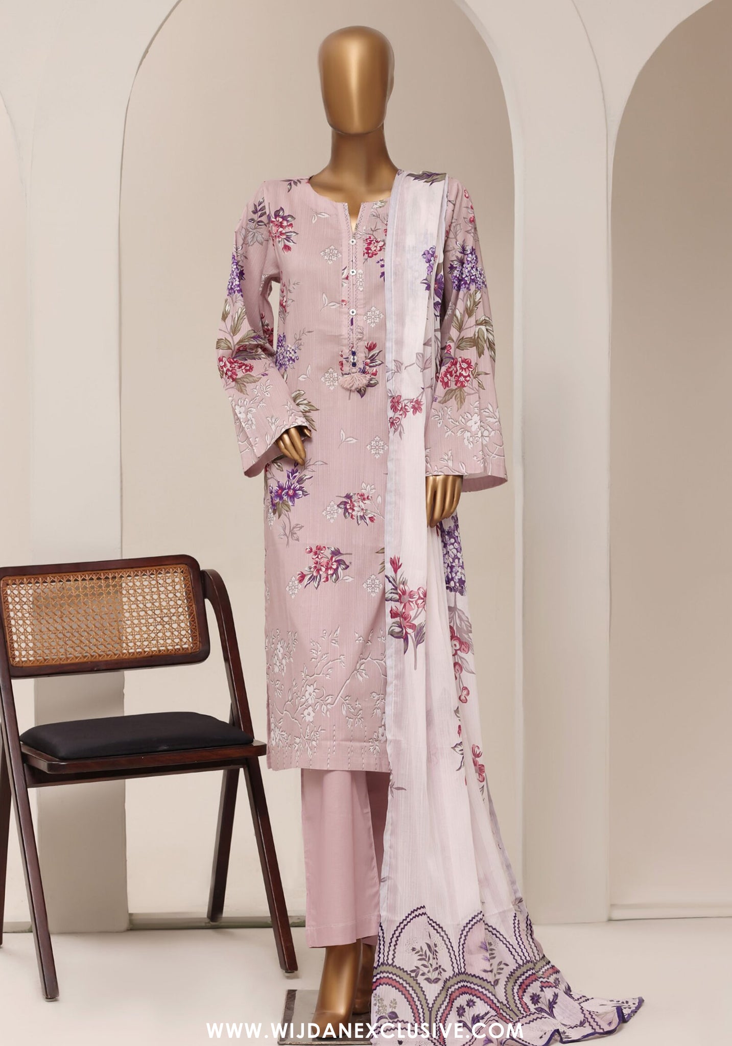 Sadabahar Stitched Printed Lawn Vol-13 Collection – 2026 (D-04)