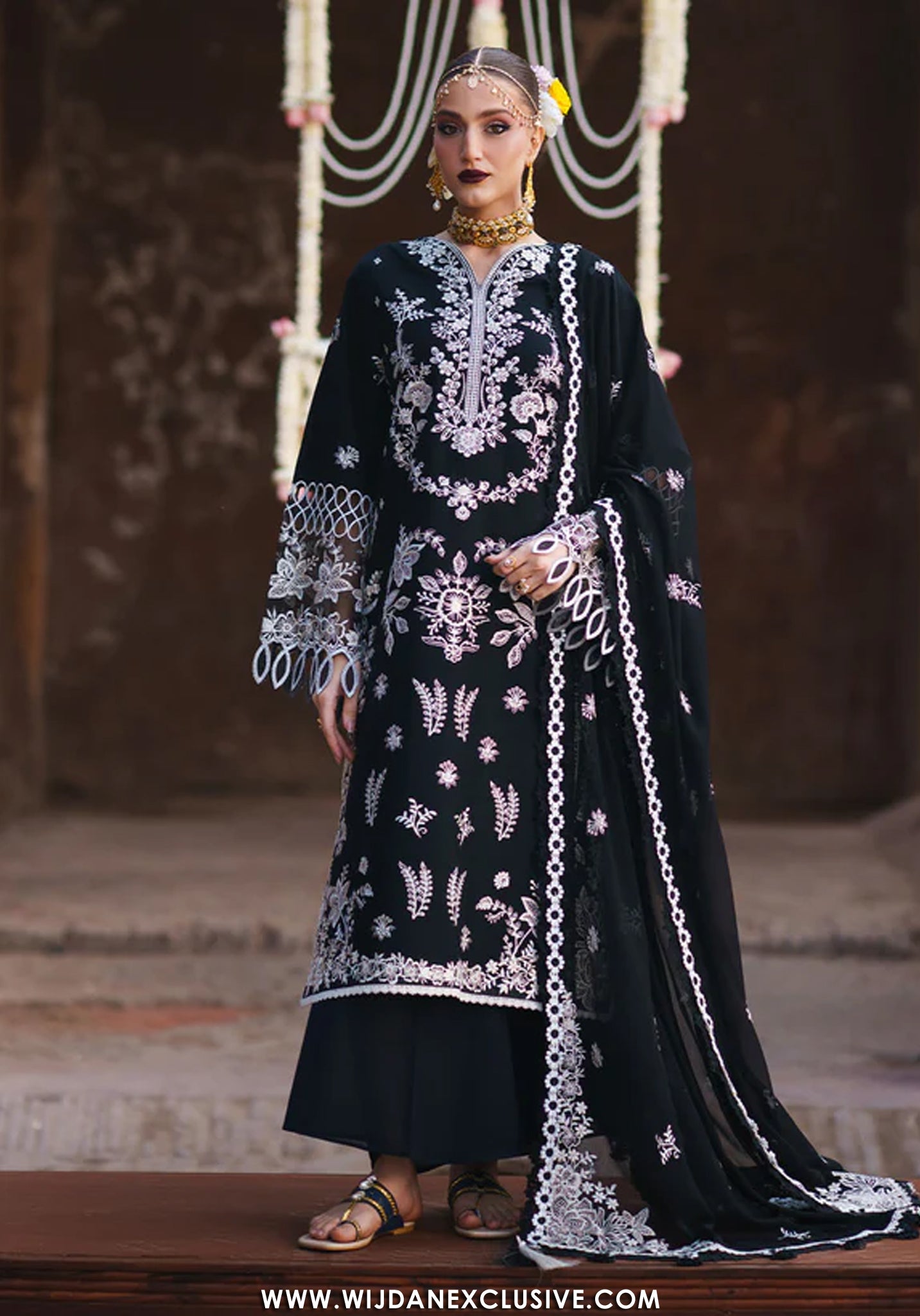 Gul by Mahnur | Unstitched Embroidered Lawn Collection - 2026 G-010