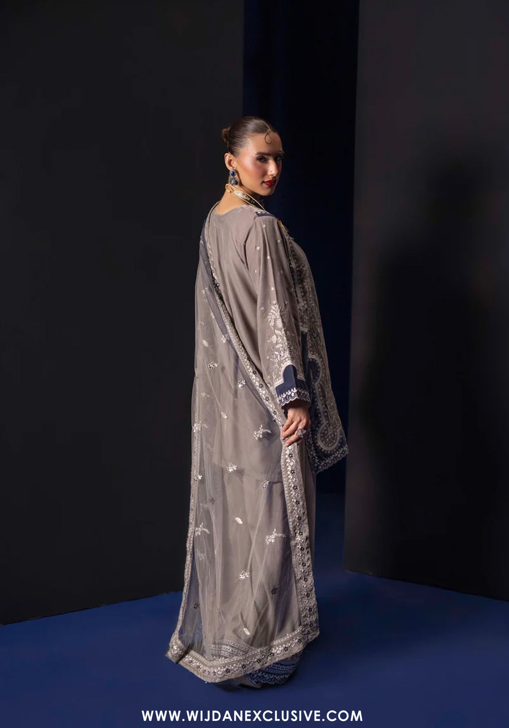 Makhmal by Guzel | Stitched Embroidered Velvet Collection - 2026 (FARHAT)