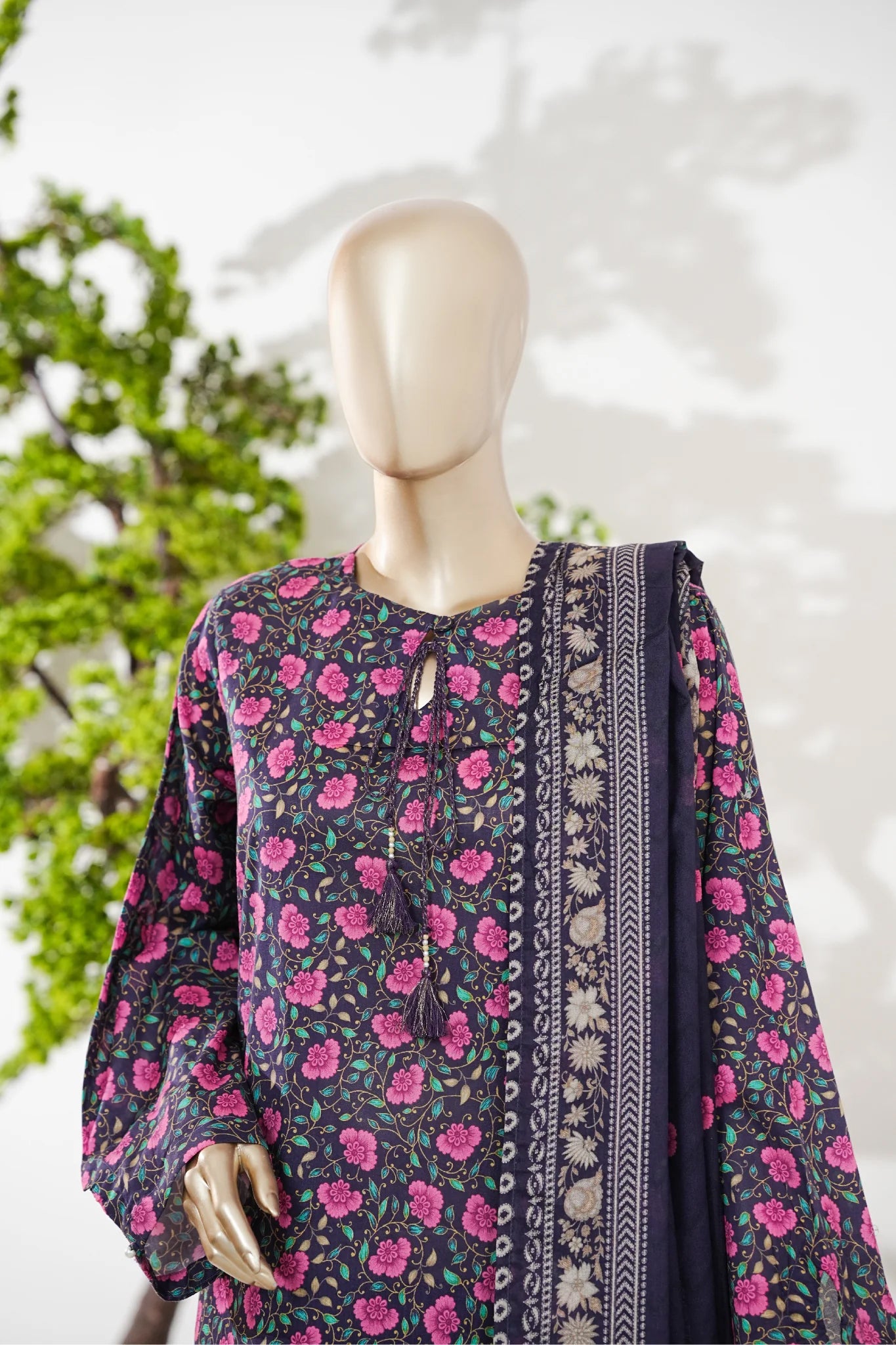 Bin Saeed Stitched Exclusive Printed Lawn Vol-06 Collection - 2026 (D-04)