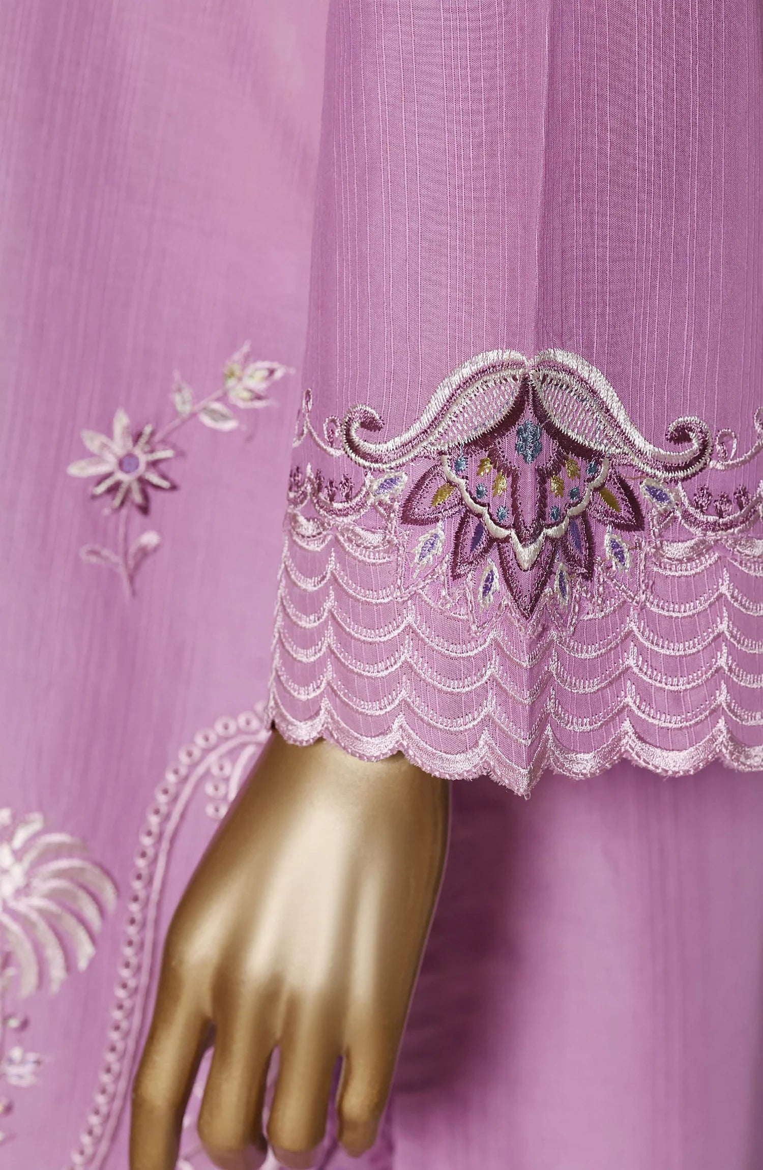 Eclair by Sadabahar | Stitched 3pc Embroidered Lawn Vol-02 Collection - 2026 (D-04)