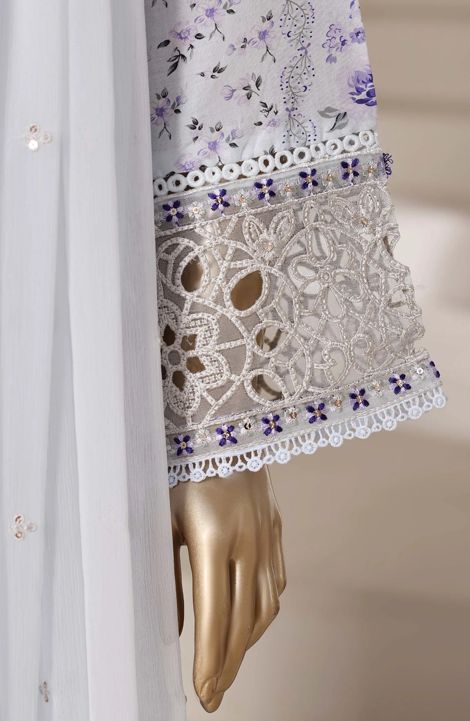 Regal by Sadabahar | Stitched Embroidered Festive Vol-02 Collection – 2026 (D-04)
