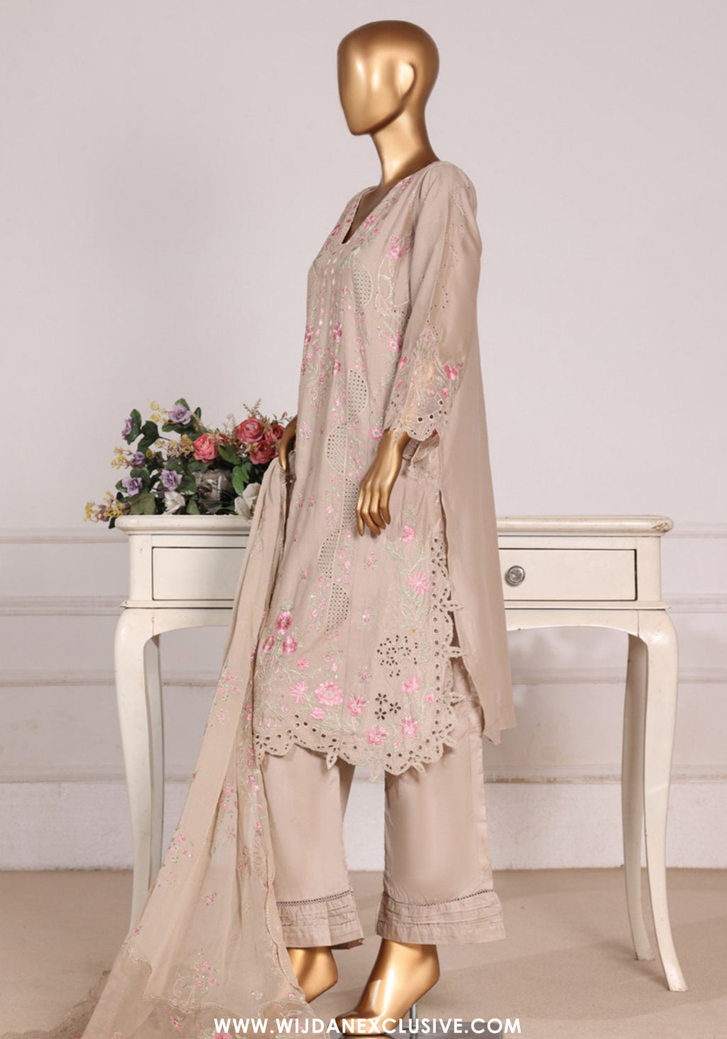 Bin Saeed Stitched Luxury Embroidered 3pc Vol-III Collection - 2026 (D-06)