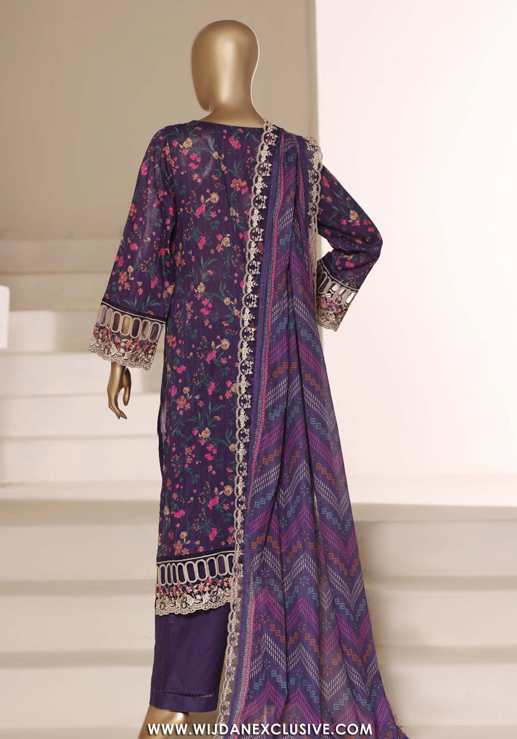 Sadabahar Signature Stitched Embroidered Lawn Vol-II Collection - 2026 (D-05)