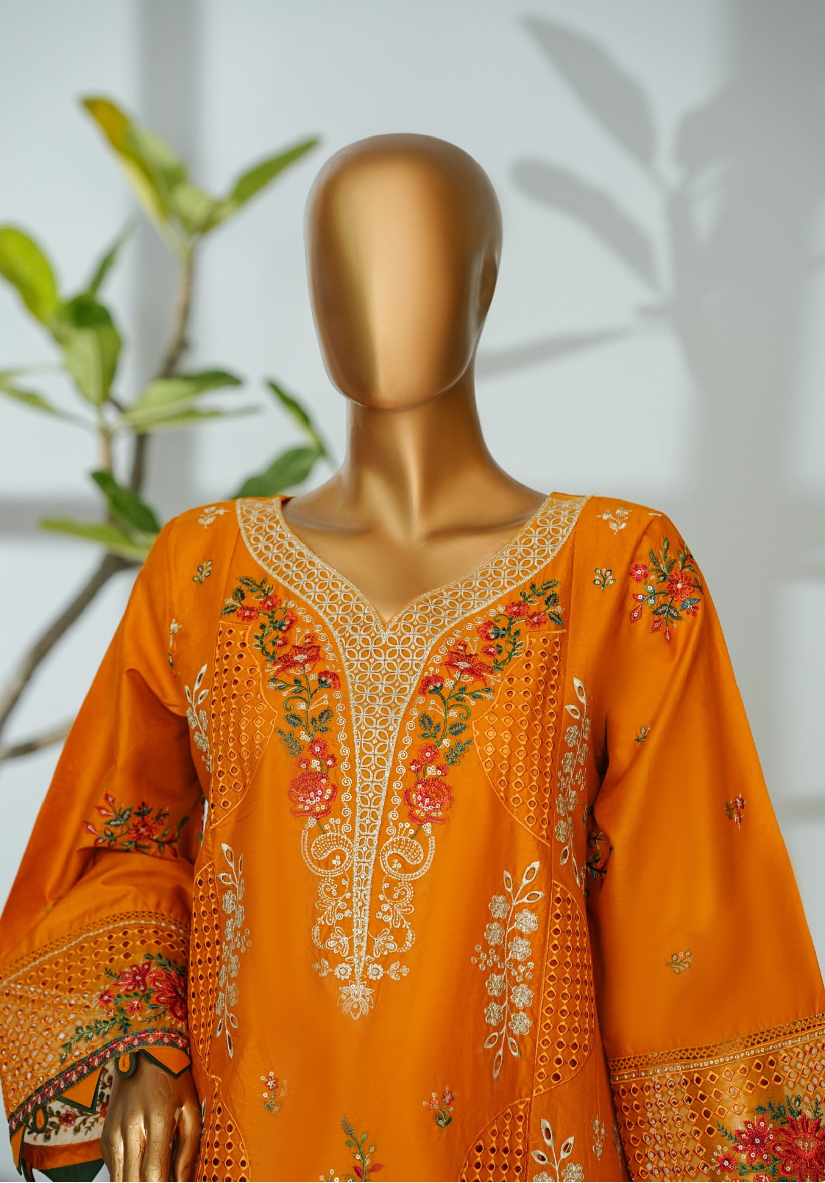 Bin Saeed Stitched Luxury Embroidered 3PC Collection - 2026 BSLE26-005