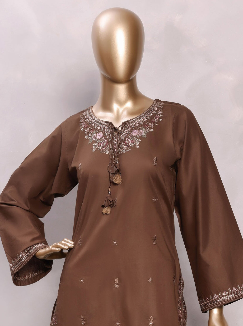 Eclair by Sadabahar | Stitched 3pc Embroidered Lawn Vol-03 Collection - 2026 (D-05)