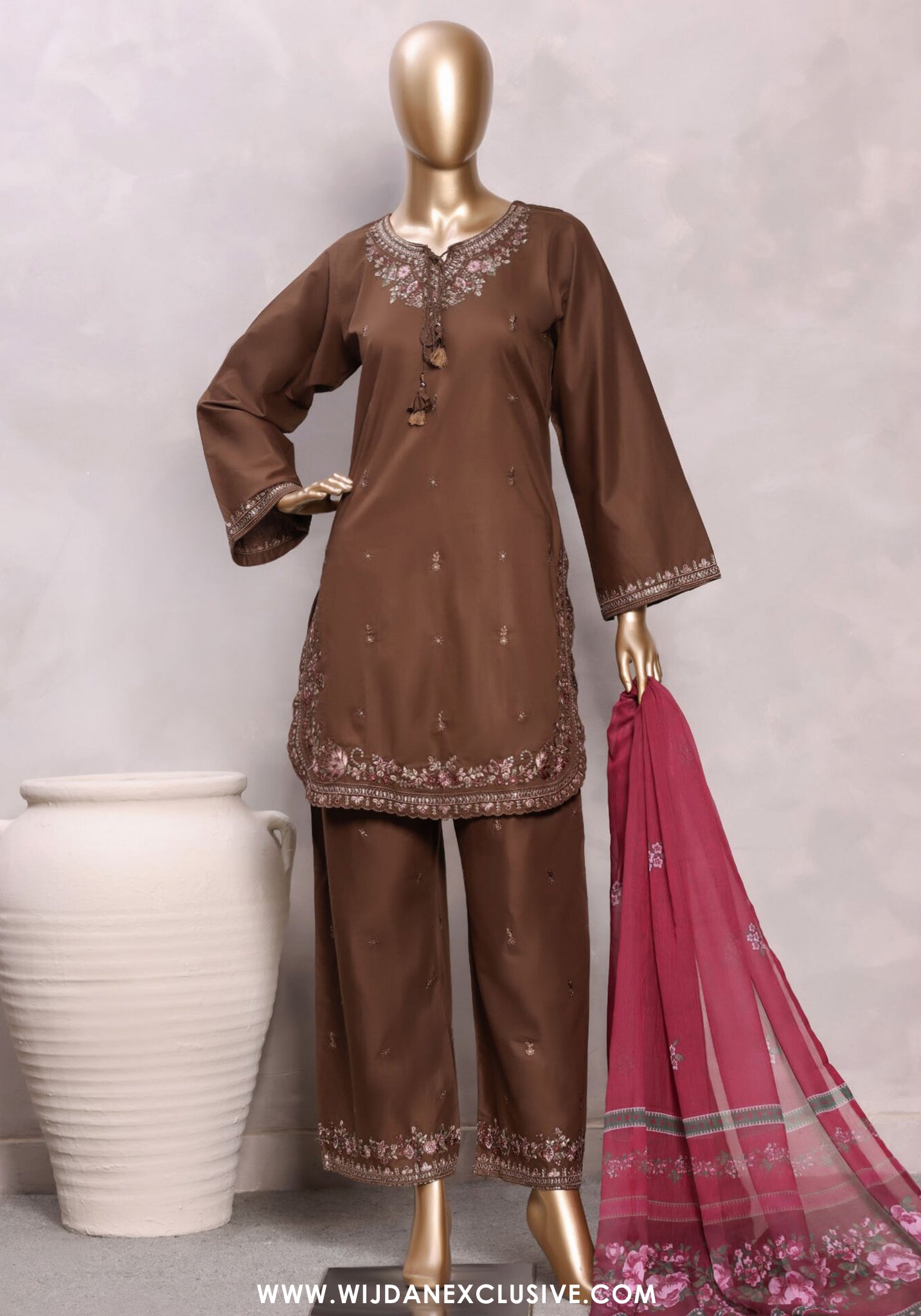 Eclair by Sadabahar | Stitched 3pc Embroidered Lawn Vol-03 Collection - 2026 (D-05)