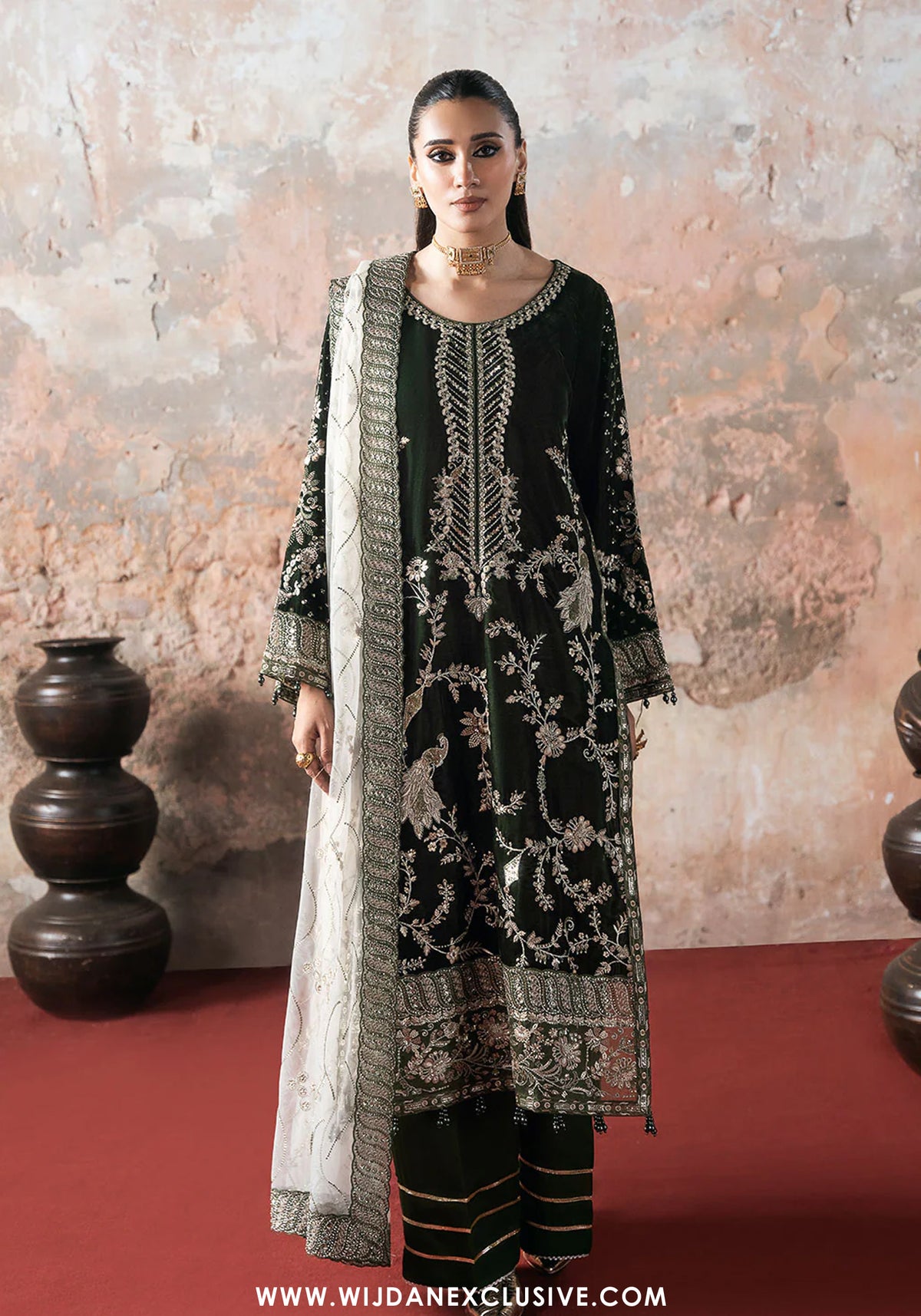 Ramsha Unstitched Luxury Velvet Embroidered Collection Vol - 07 (D-05)