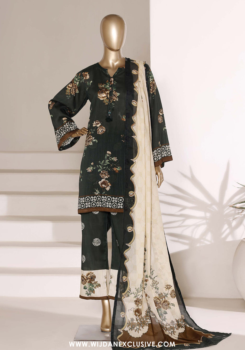 Sadabahar Stitched Printed Lawn Vol-07 Collection - 2026 (D-05)