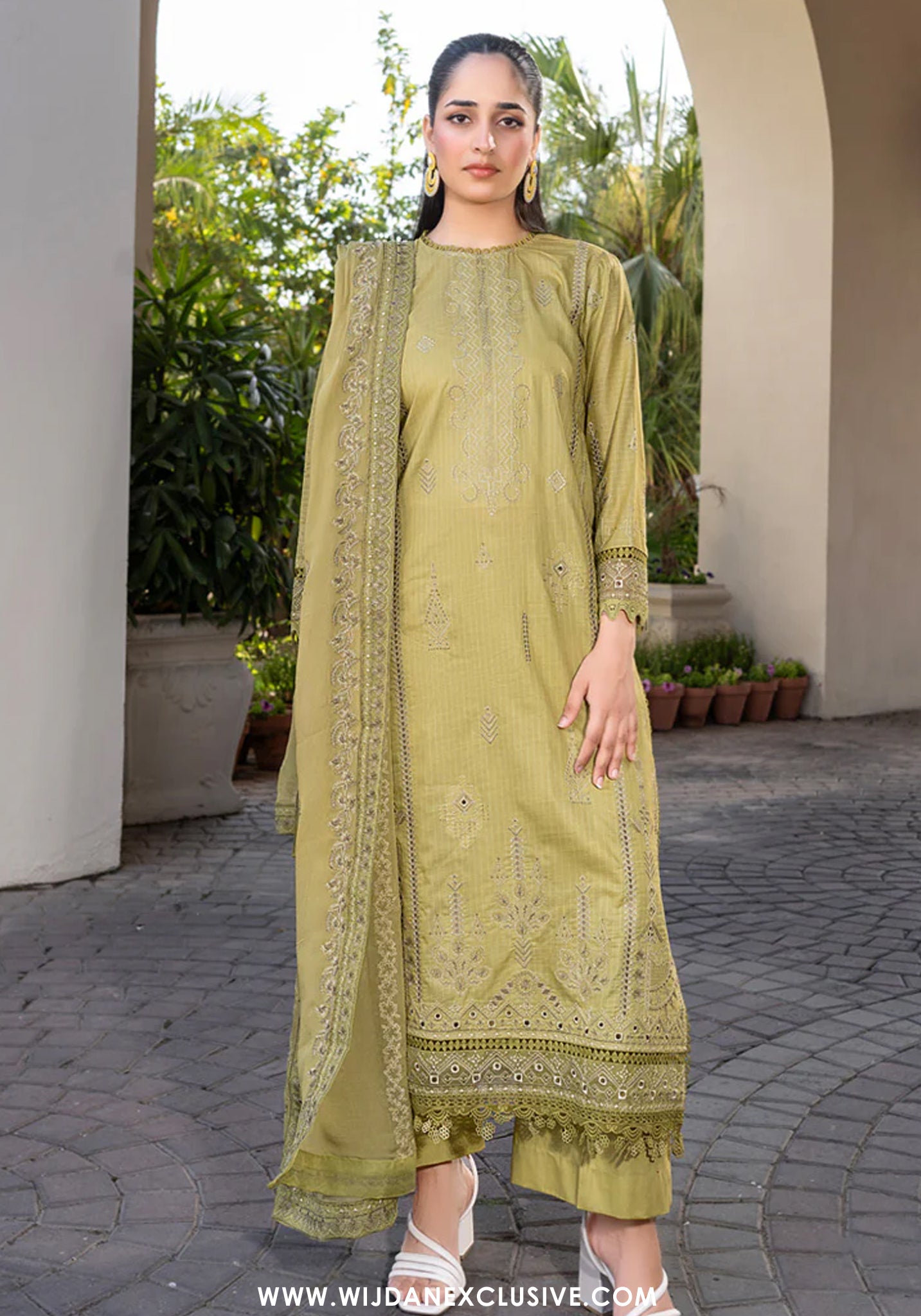 Marjjan Unstitched Embroidered Lawn Collection - 2026 (D-05)