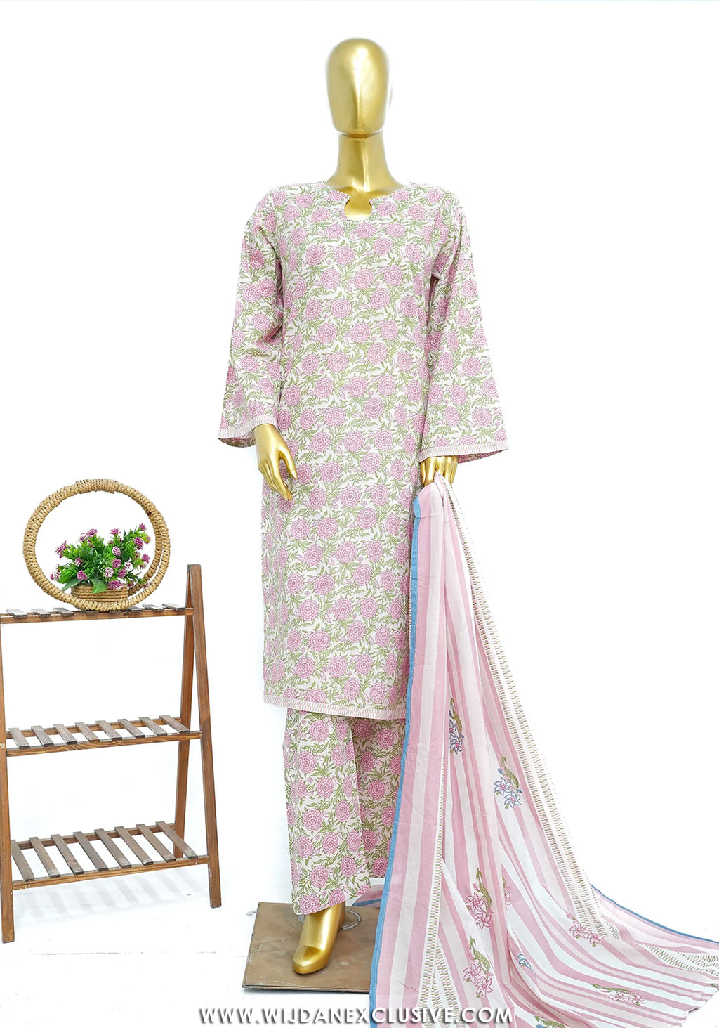 Bin Saeed Stitched Exclusive Printed Lawn Vol-09 Collection – 2026 (D-05)