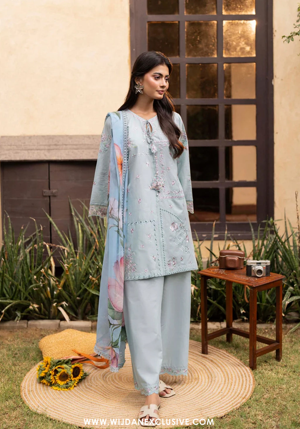 Layna by Guzel | Stitched Embroidered 3pc Vol-II Cotton Collection'26 (D-03)