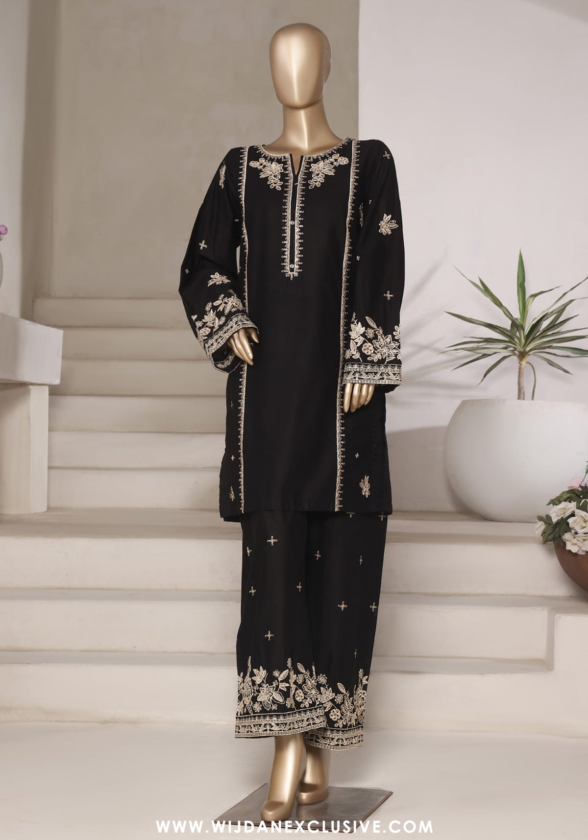 Sadabahar Stitched Vybe 2PC Embroidered Sets Collection - 2025 (BLACK)