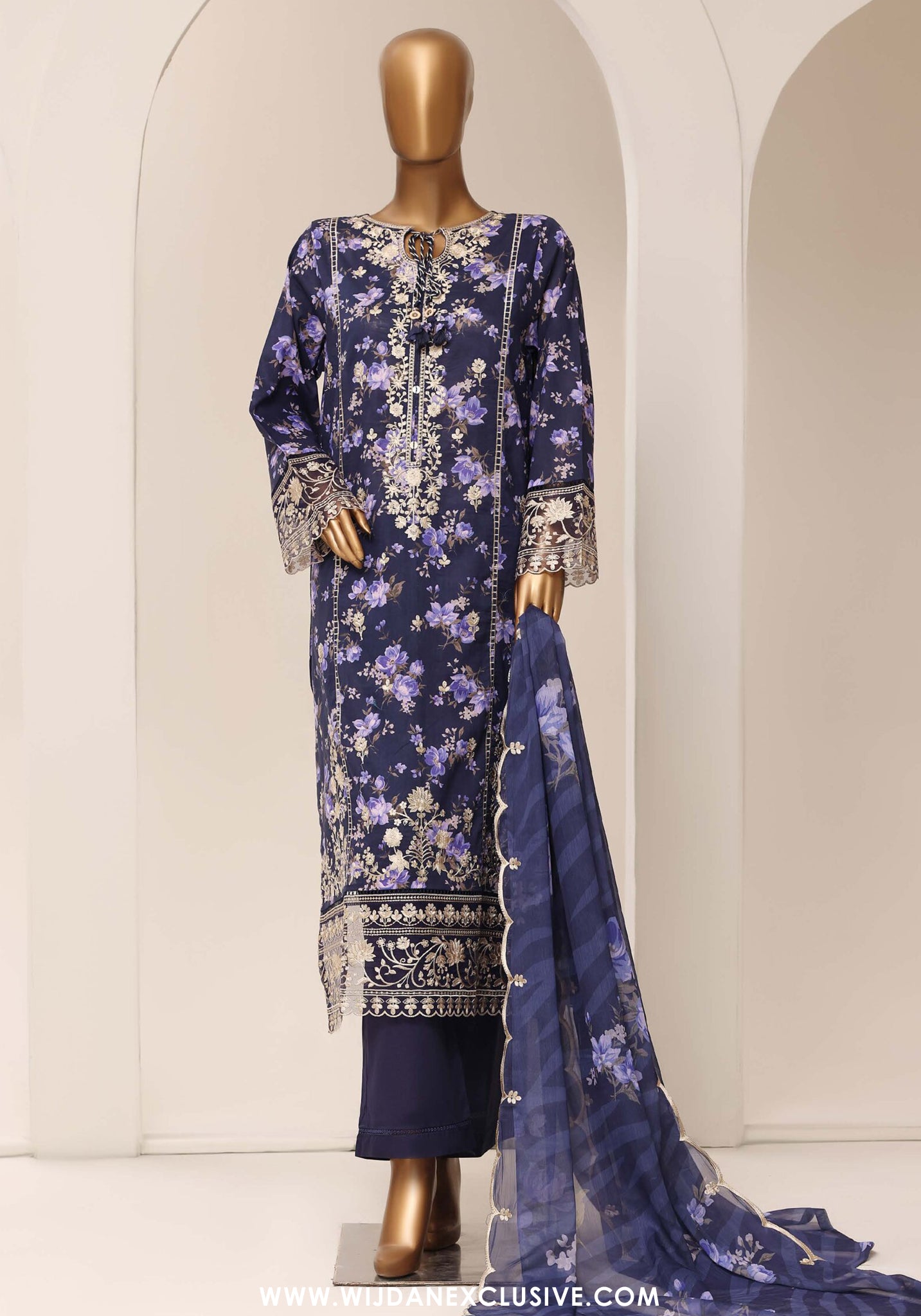 Signature by Sadabahar | Stitched Embroidered Festive Collection - 2026 (D-05)
