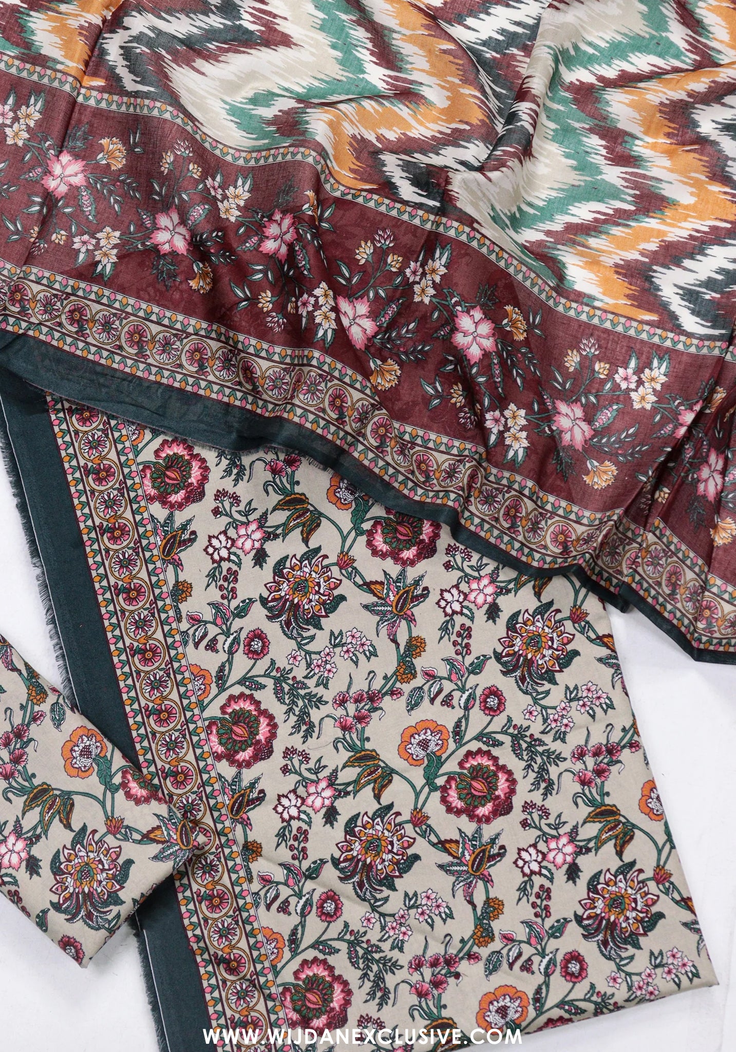 Bin Saeed Unstitched Printed Lawn Vol-IV Collection - 2026 (D-05)