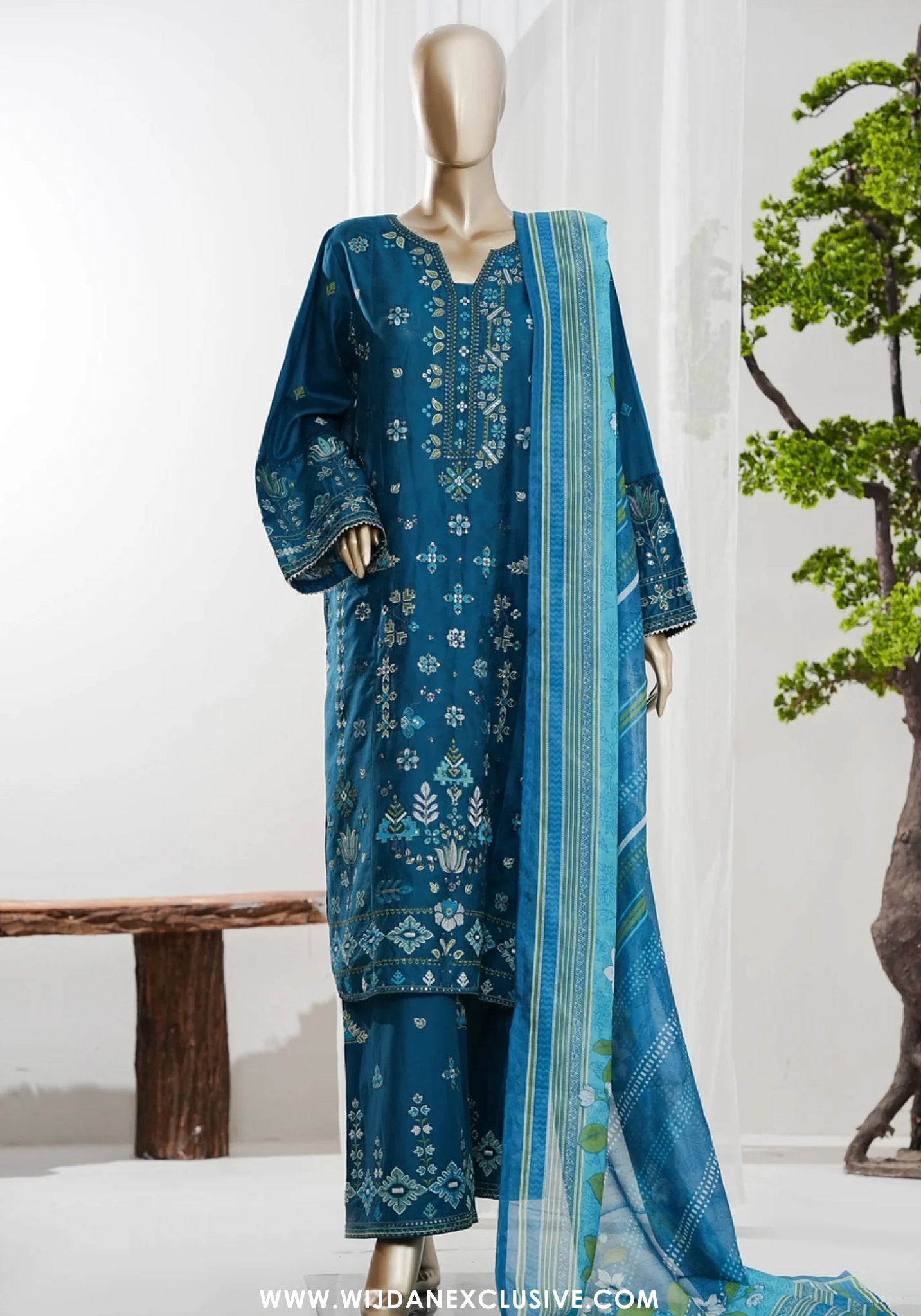 Bin Saeed Stitched 3pc Luxury Embroidered Jacquard Collection - 2026 (D-05)