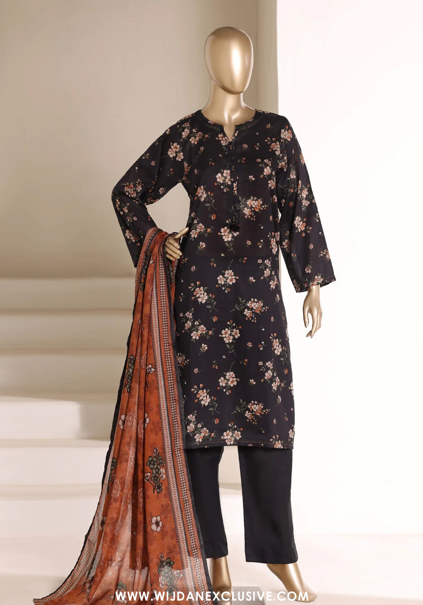 Sadabahar Stitched Printed Lawn Vol-05 Collection - 2026 (D-05)