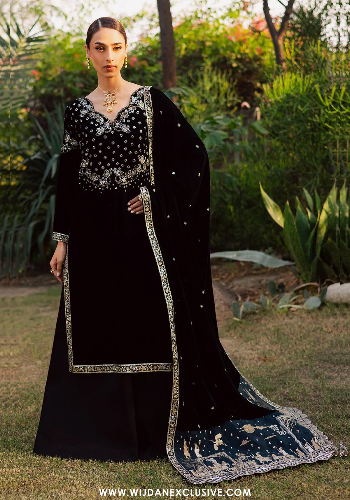 Maya by Nurèh | Unstitched Velvet Vol-II Wedding Edit - 2025 NW-118