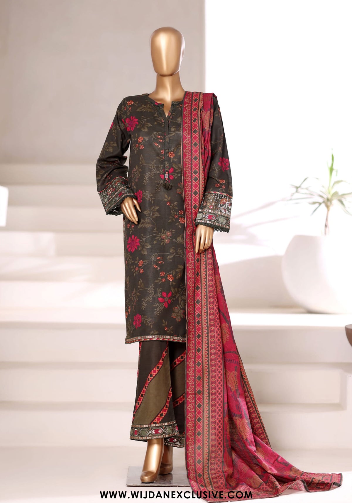 Malika by Sadabahar | Stitched Embroidered Khaddar Collection - 2025 (BROWN)