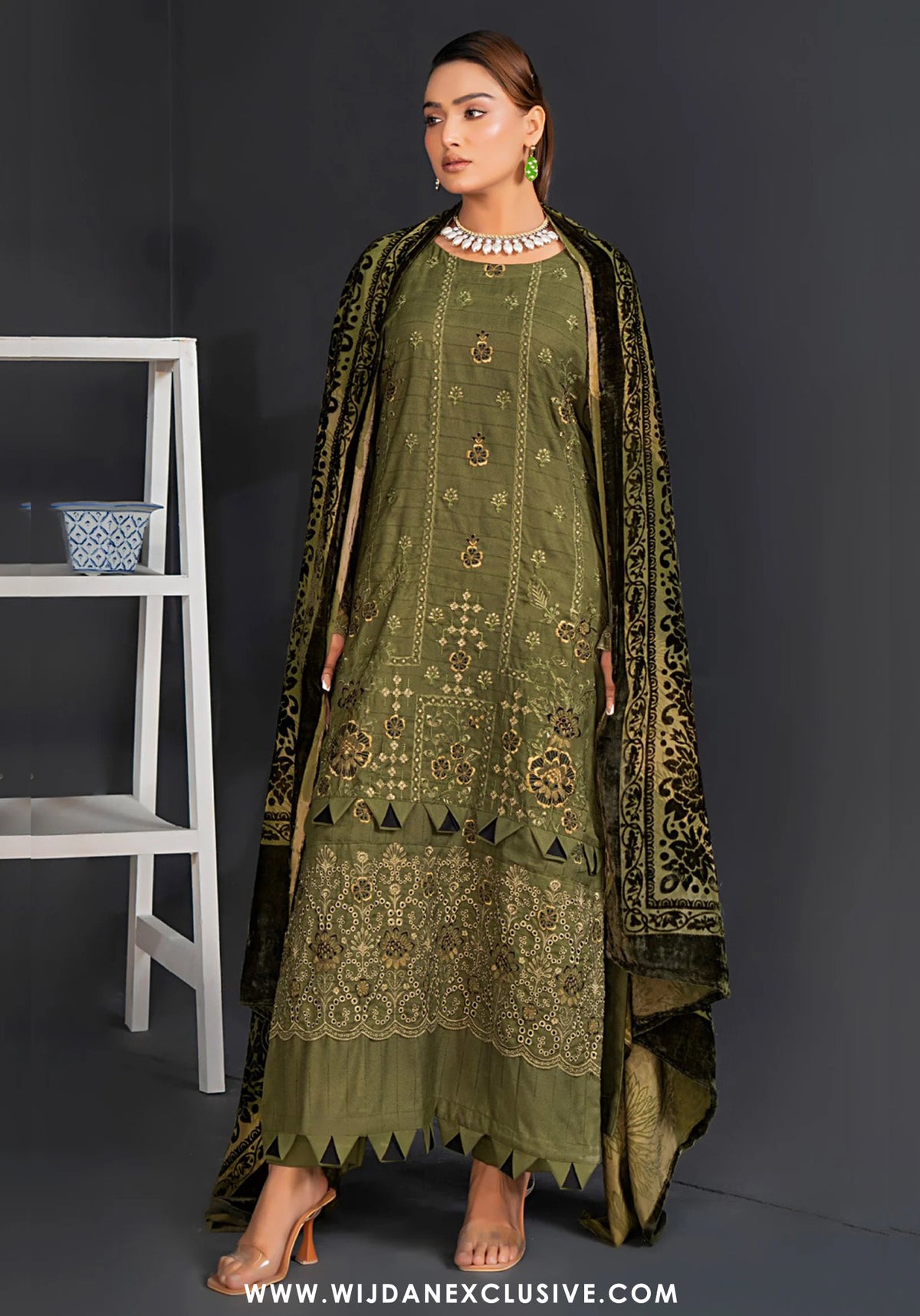 Palachi Unstitched Luxurious Embroirdered Winter Collection - 2025 (Green)