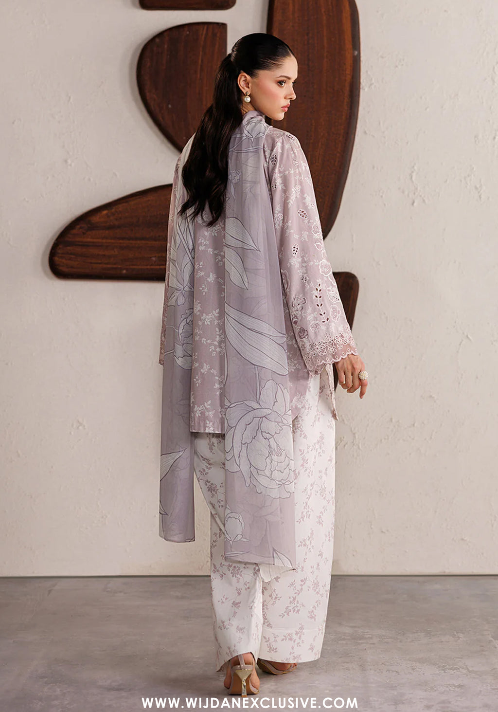 Iznik Unstitched Embroidered Festive Lawn Collection - 2026 (IBE-07)