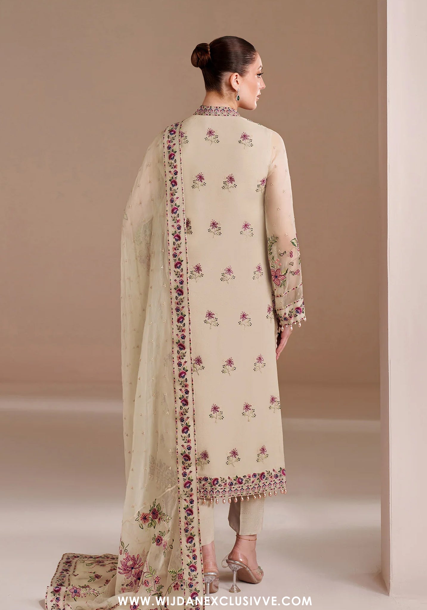 Alizeh Unstitched Threads Eid Festive Formal Collection - 2026 (VICTORIA)