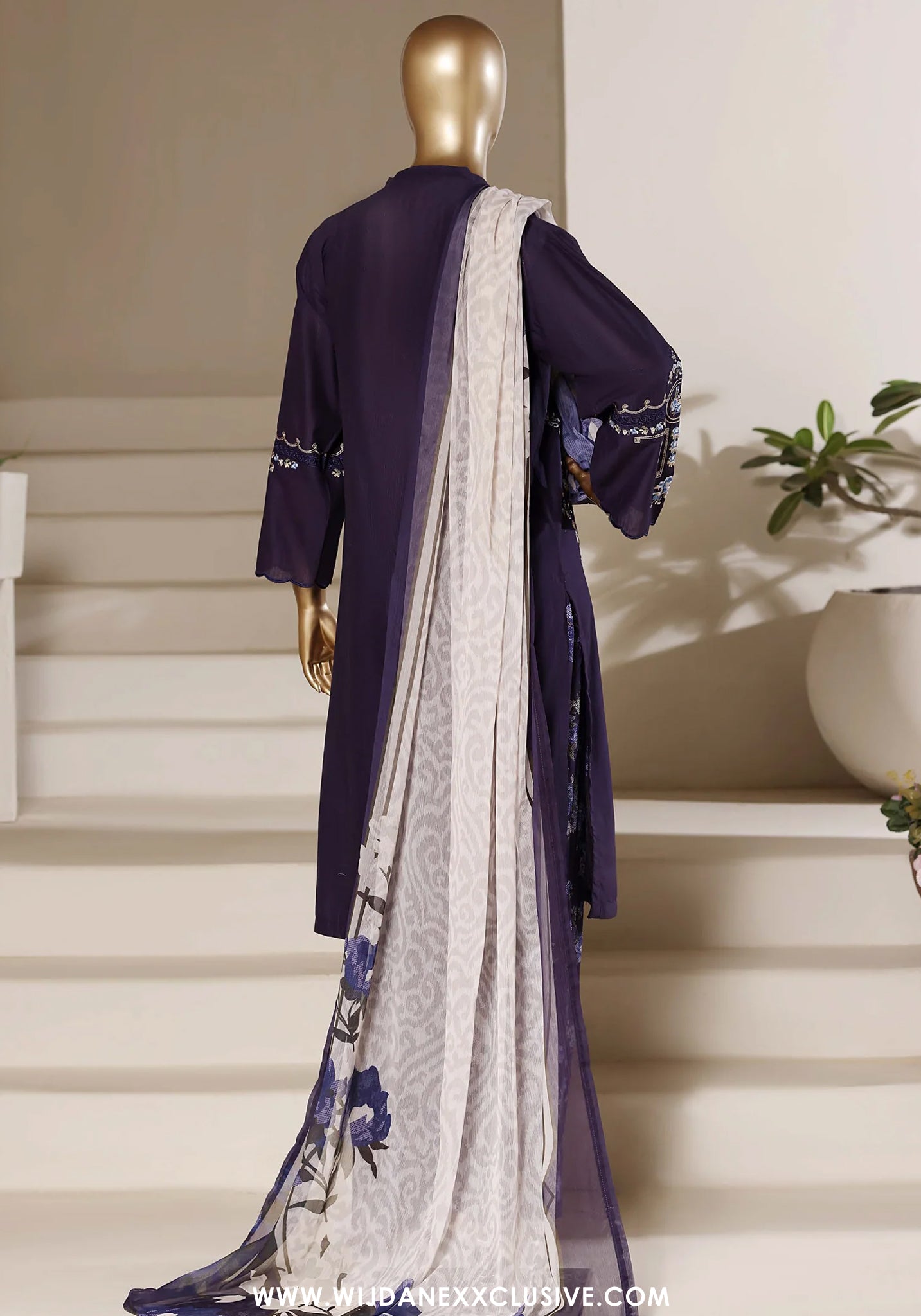 Eclair by Sadabahar | Stitched 3pc Embroidered Lawn Vol-02 Collection - 2026 (D-05)