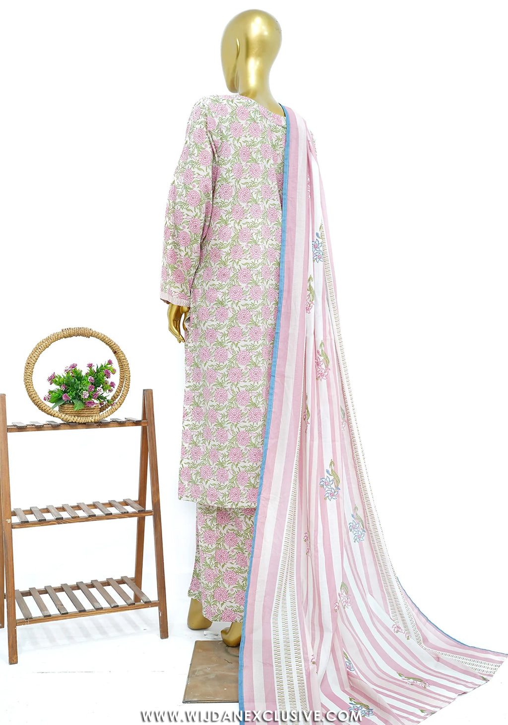Bin Saeed Stitched Exclusive Printed Lawn Vol-09 Collection – 2026 (D-05)