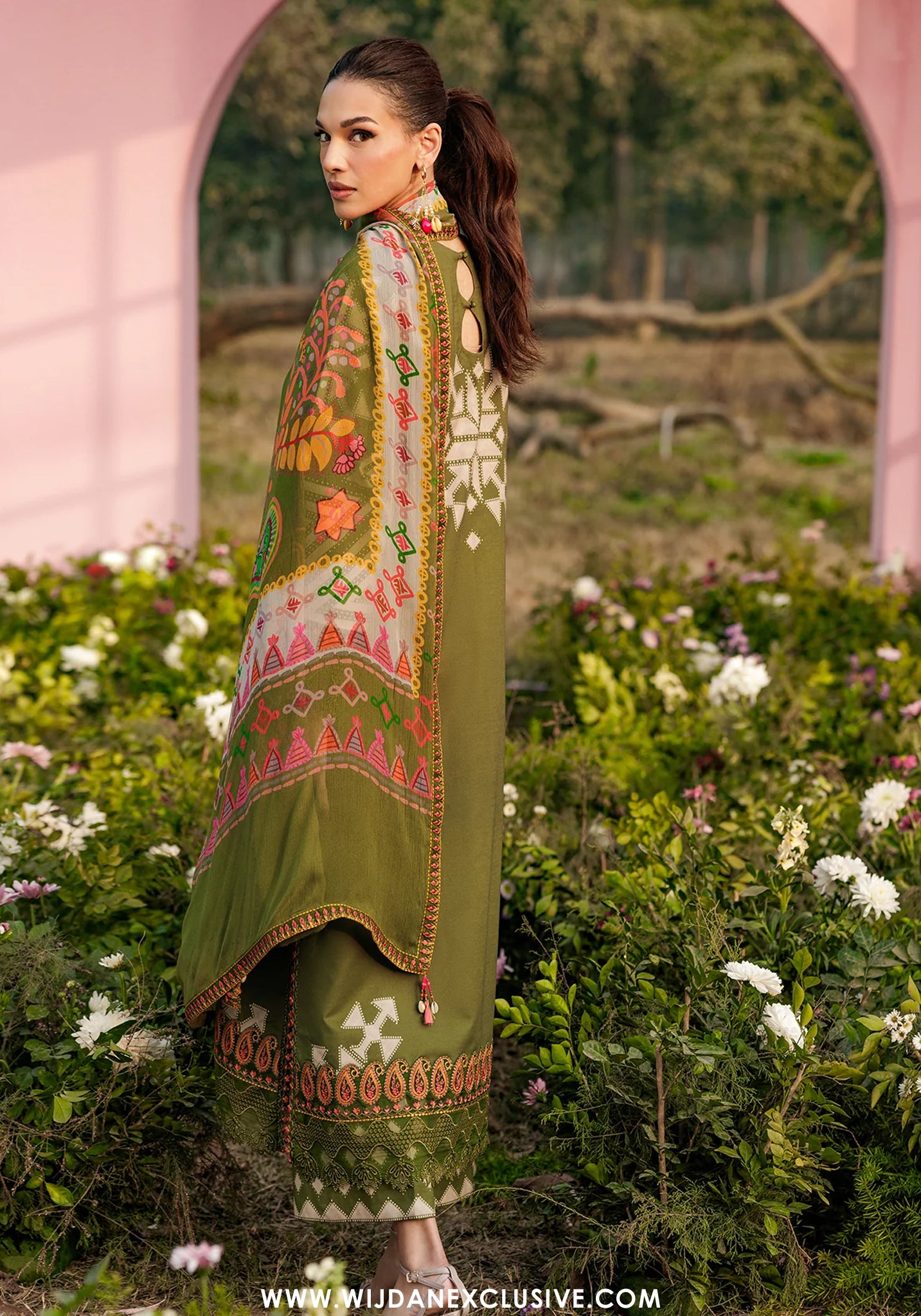 Rang e Bahar by Charizma | Unstitched Embroidered Lawn Vol-I Collection - 2026 (CRB6-04)