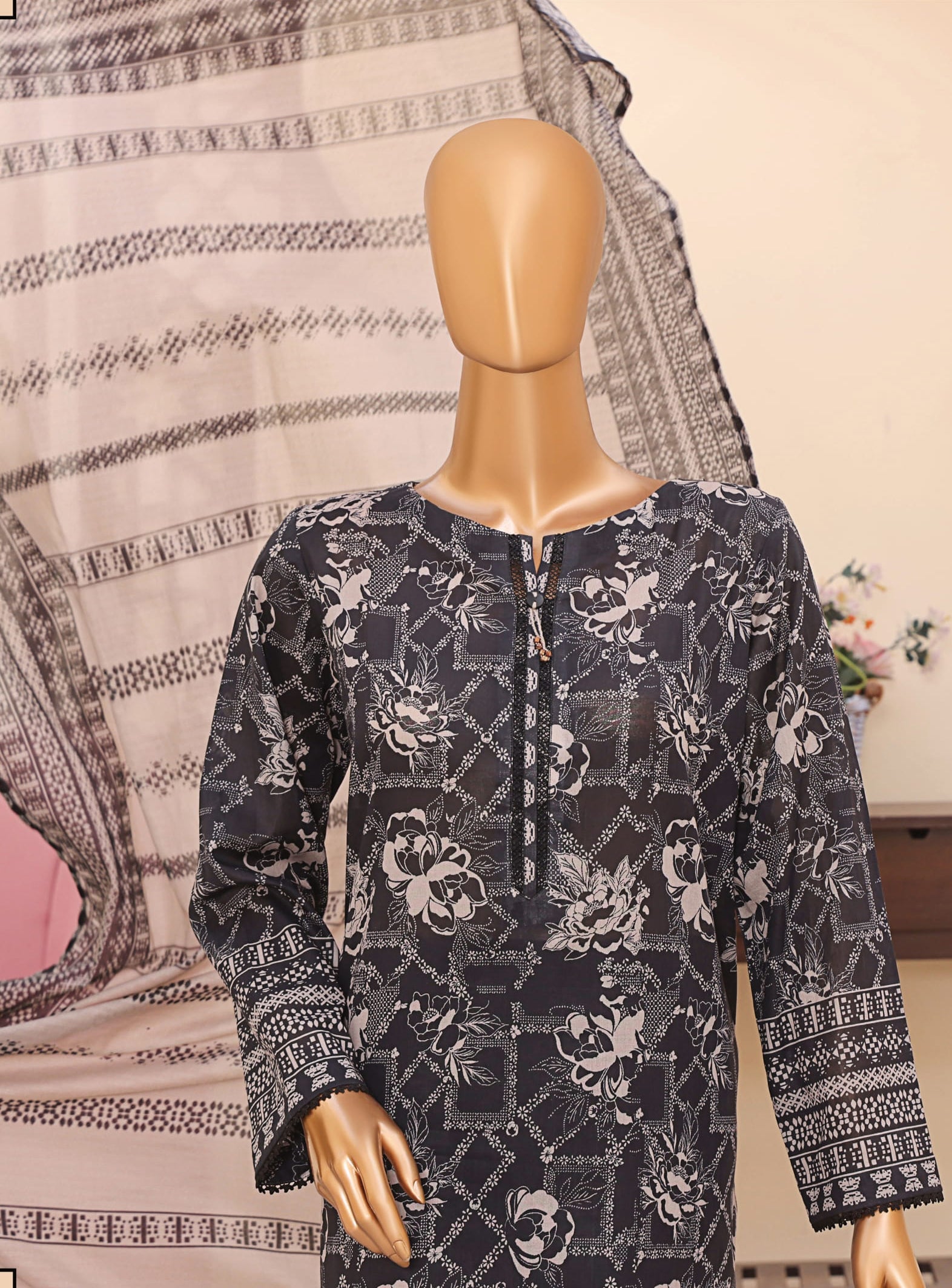 Mehak Embroidered Printed Lawn Vol-02 Collection by HZ Textile MEC-506