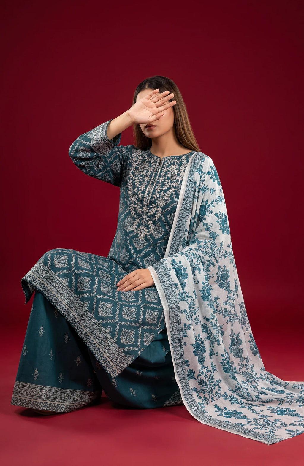 Rang E Bahar by Amna Khadija | Stitched Embroidered Lawn Collection - 2026 (D-05)