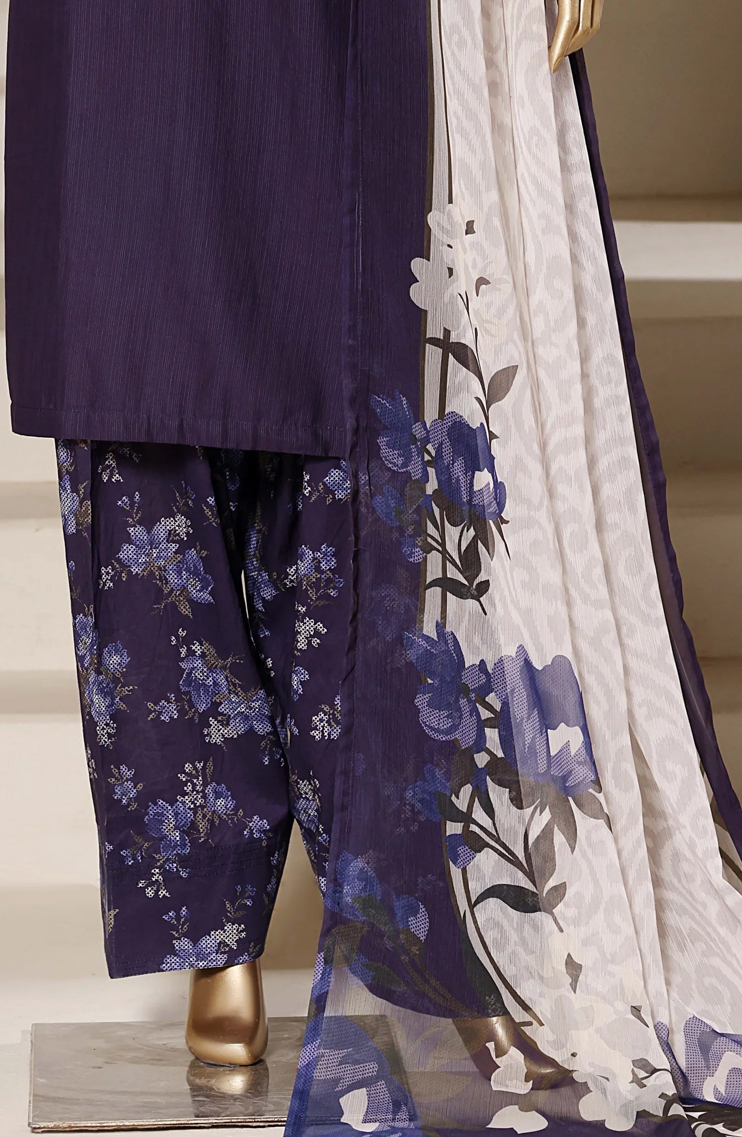 Eclair by Sadabahar | Stitched 3pc Embroidered Lawn Vol-02 Collection - 2026 (D-05)