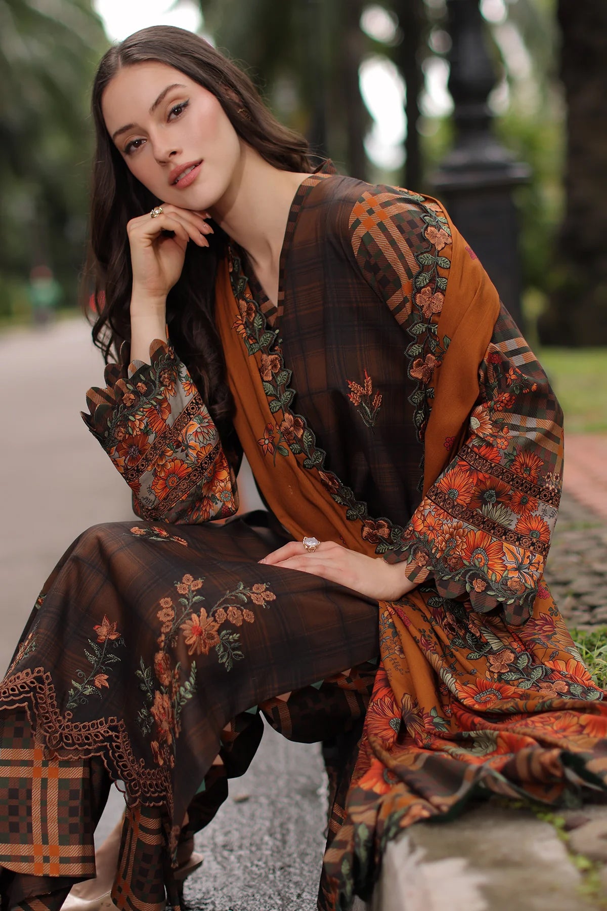 Aniiq by Charizma | Unstitched Embroidered Linen Vol-II Collection'26 (ANW7-15)