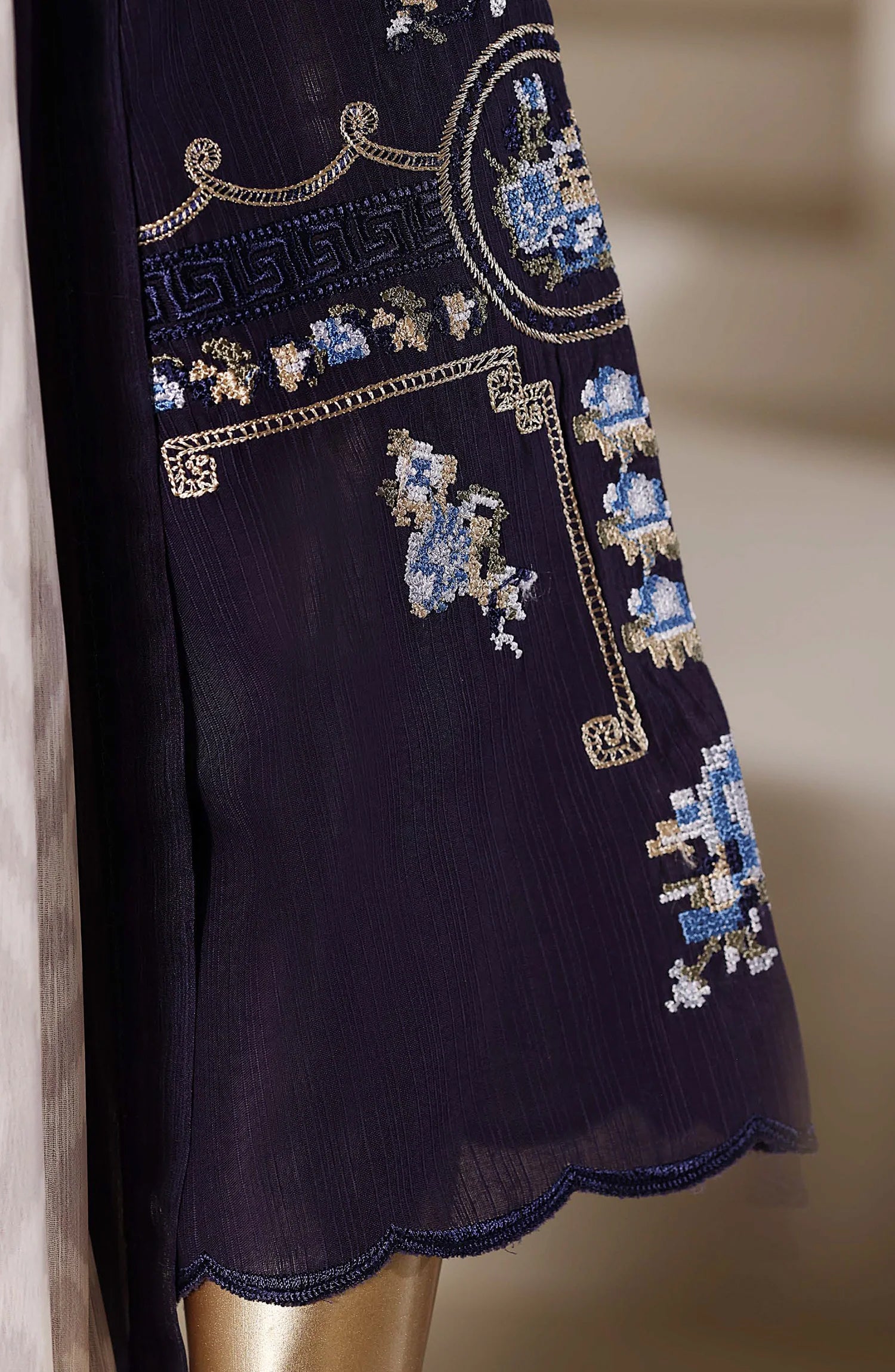 Eclair by Sadabahar | Stitched 3pc Embroidered Lawn Vol-02 Collection - 2026 (D-05)