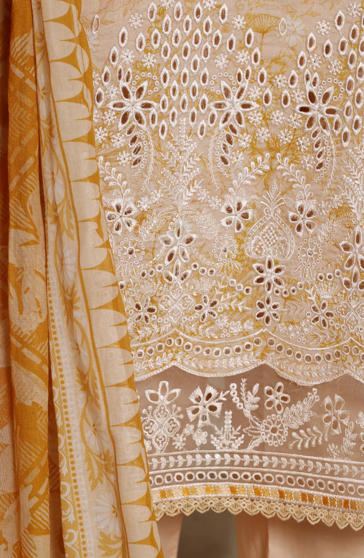 Amyrah by Sadabahar | Stitched Embroidered Festive Vol-I Collection - 2026 (D-05)