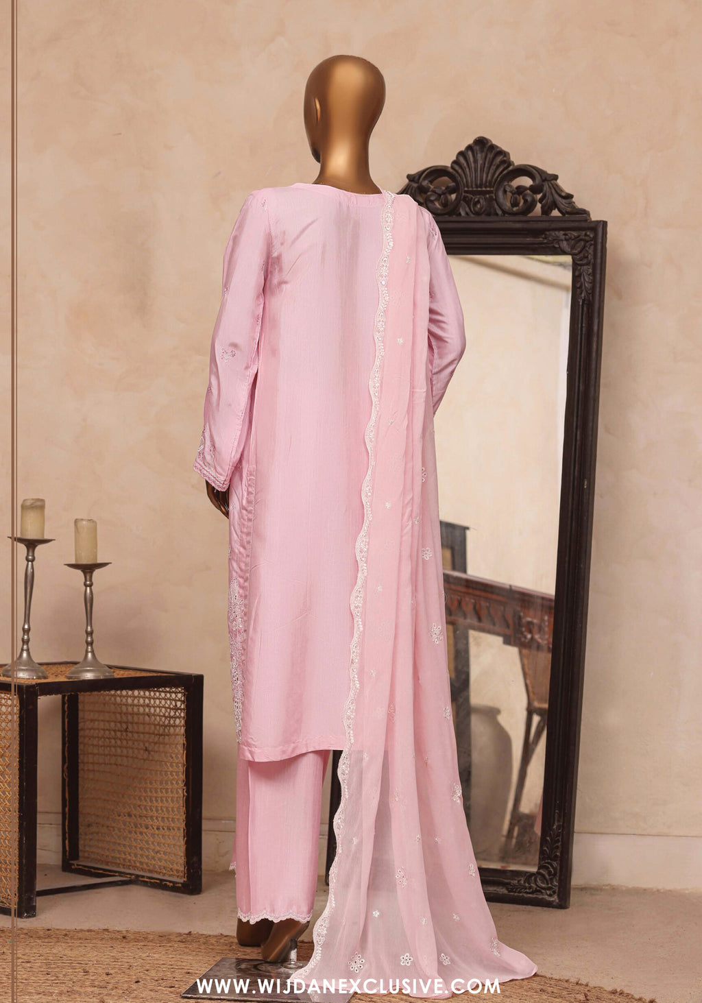 HZ Majestic Stitched 3pc Embroidered Silk Collection - 2026 (D-06)
