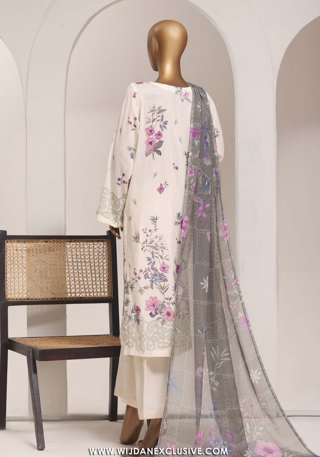 Sadabahar Stitched Printed Lawn Vol-11 Collection – 2026 (D-06)