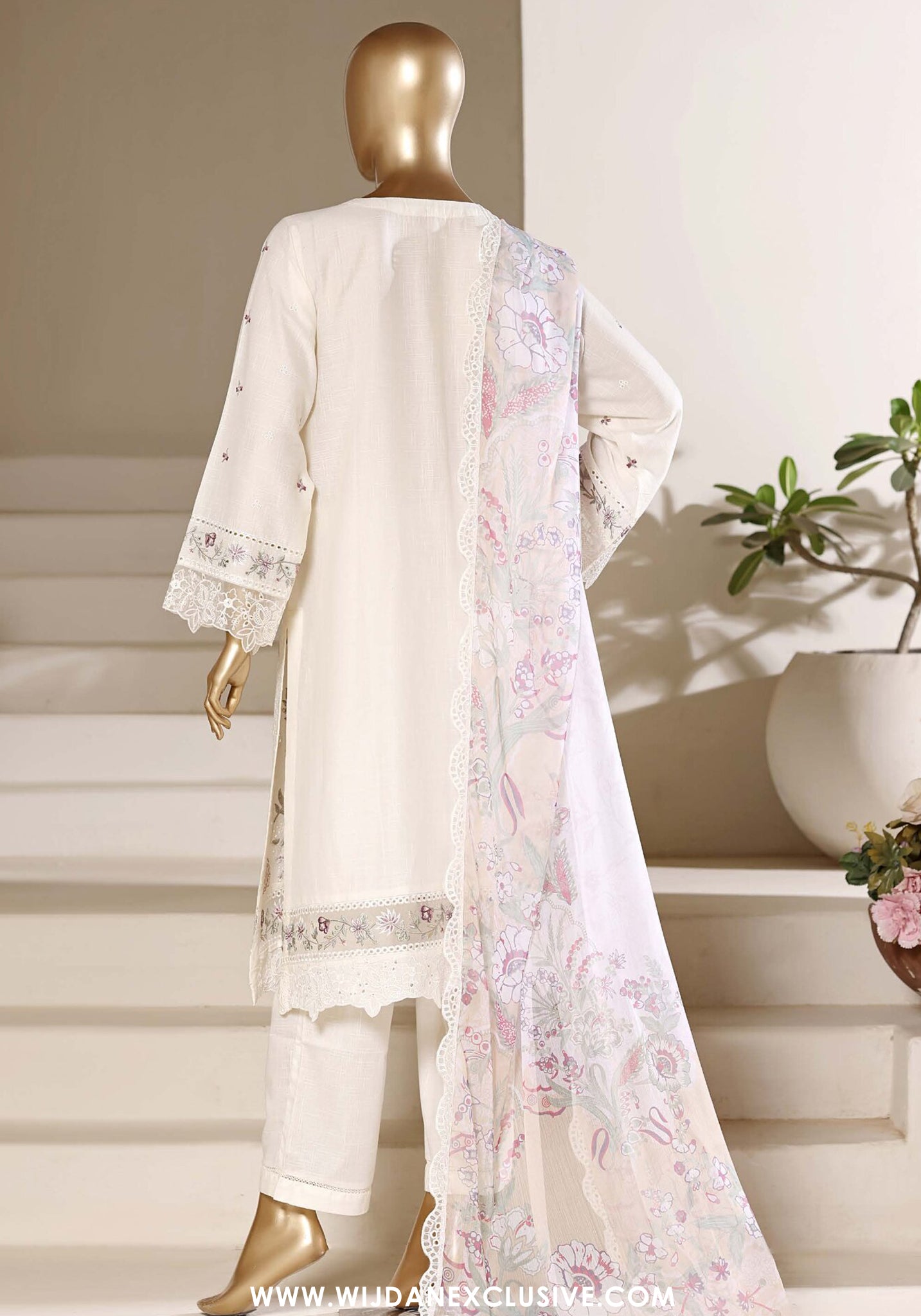 Sadabahar Stitched Luxury Embroidered Festive Vol-06 Collection - 2026 (D-06)