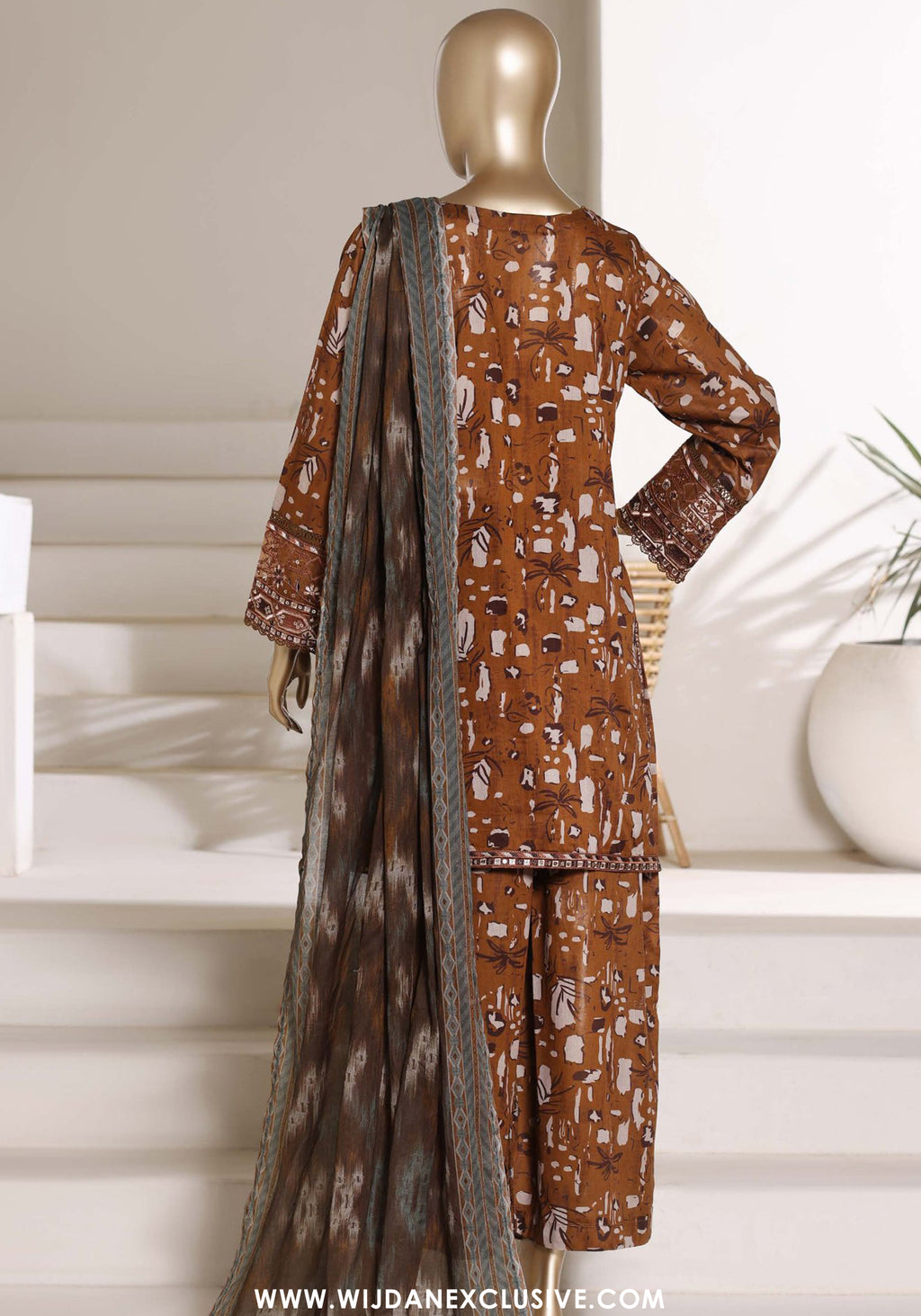 Malika by Sadabahar | Stitched Festive Vol-I Collection - 2026 (D-06)