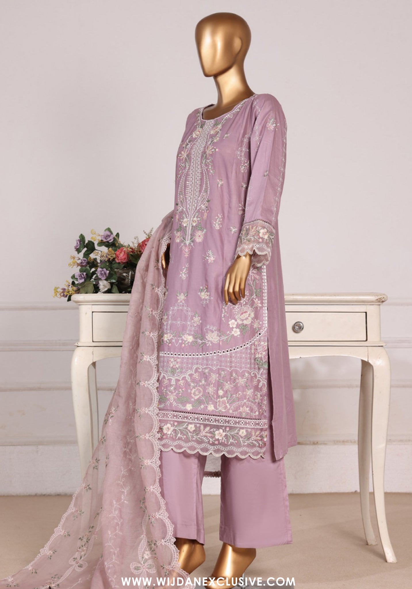 Bin Saeed Stitched Luxury Embroidered 3pc Vol-III Collection - 2026 (D-07)
