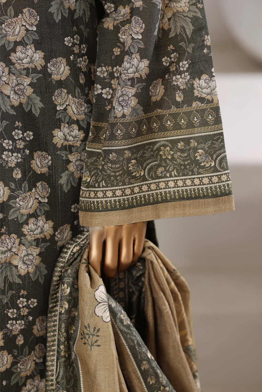 Sadabahar Stitched Printed Khaddar Shimmer Collection - 2025 (GREEN FLORAL)