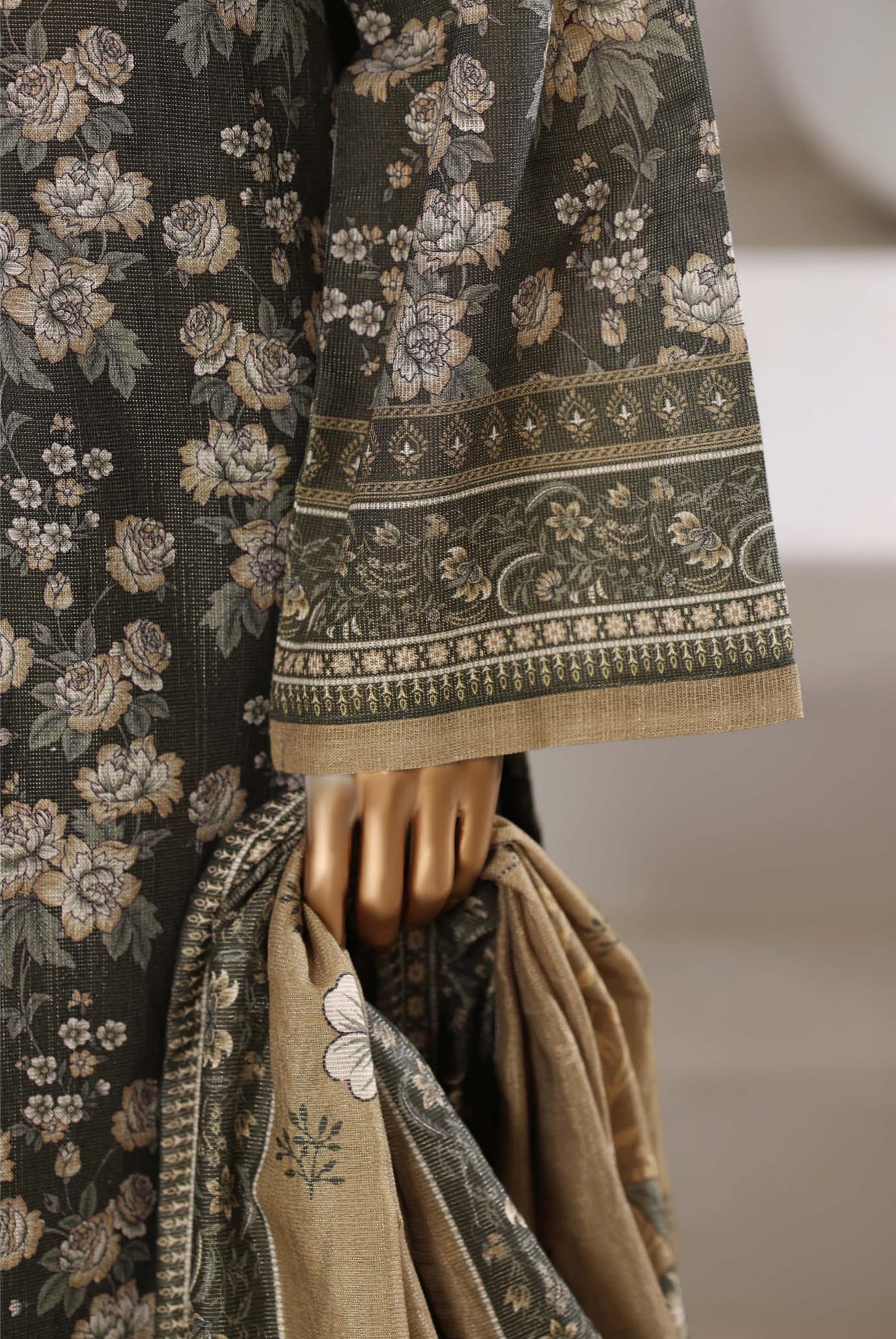 Sadabahar Stitched Printed Khaddar Shimmer Collection - 2025 (GREEN FLORAL)
