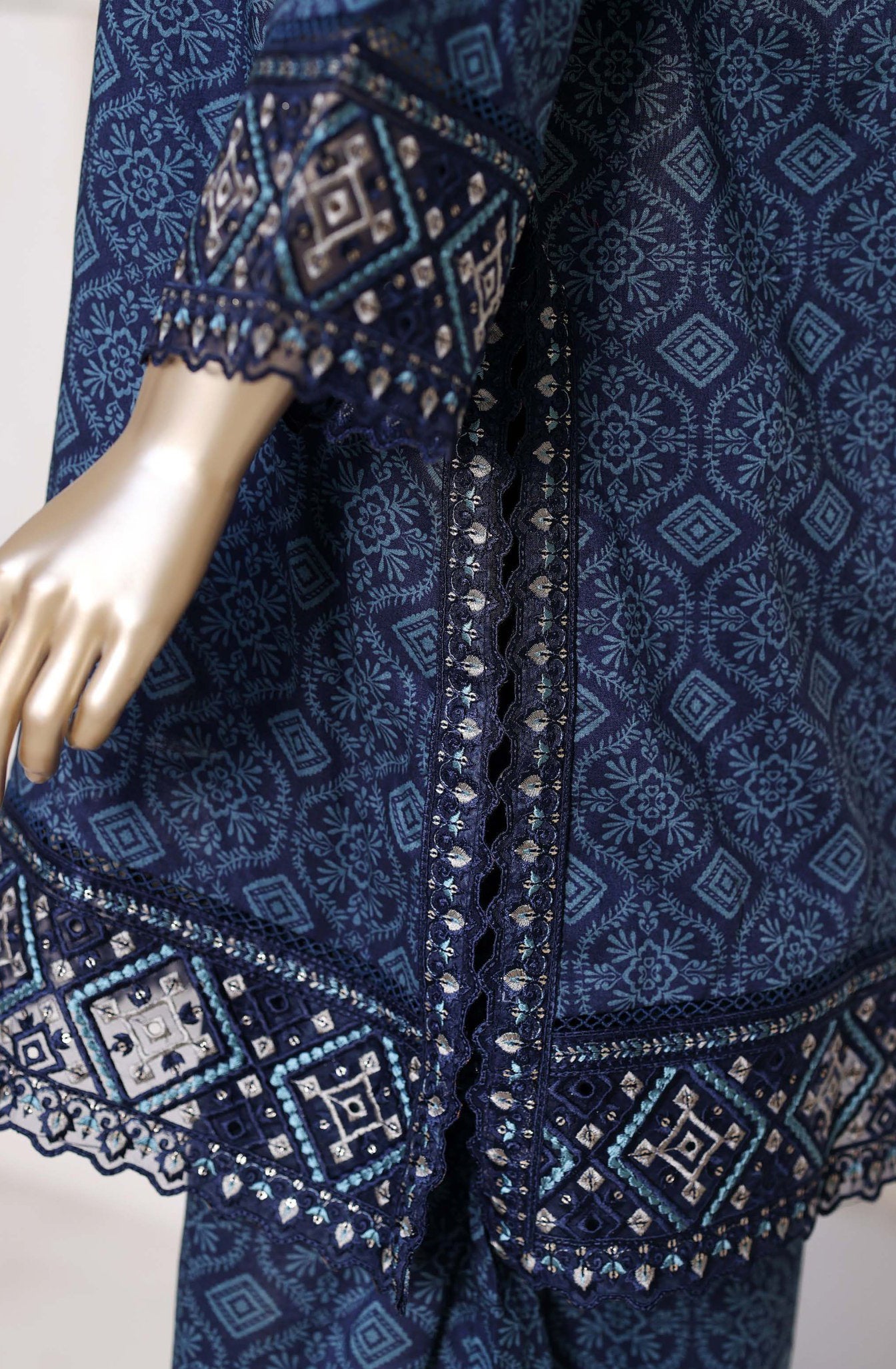 Malika by Sadabahar | Stitched Festive Vol-II Collection - 2026 (D-06)