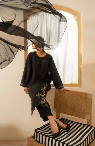 Casual Lite Gul e Jana Stitched Premium Printed Silk Viscose Drop-II (NOIR GARDEN)